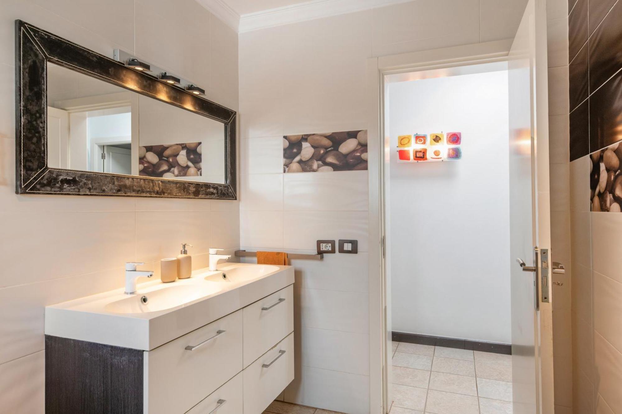 Calima Deluxe Con Piscina Villa Tias