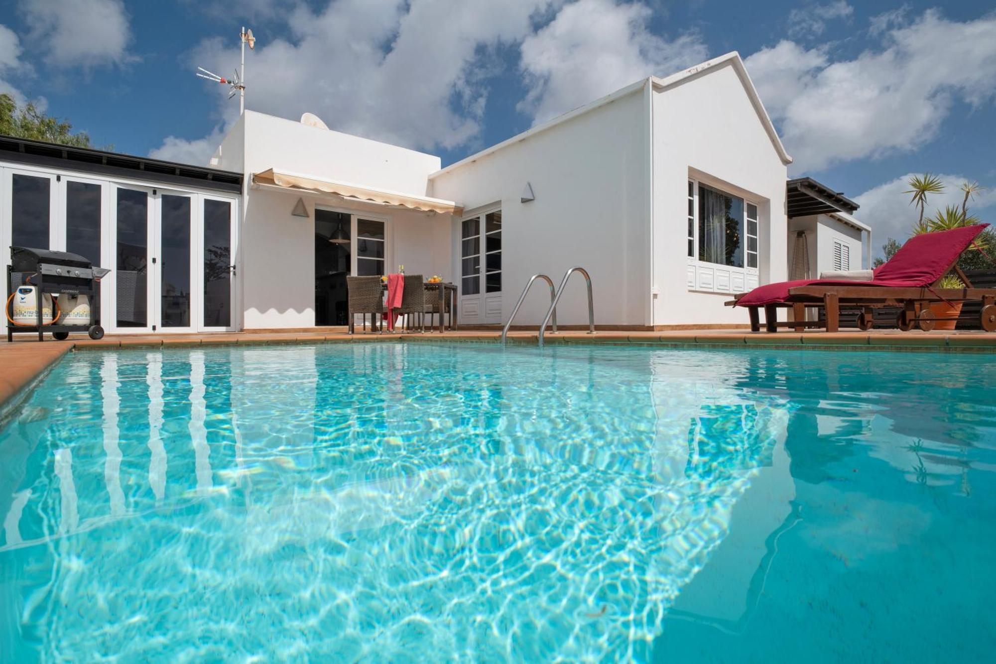 Calima Deluxe Con Piscina Villa *