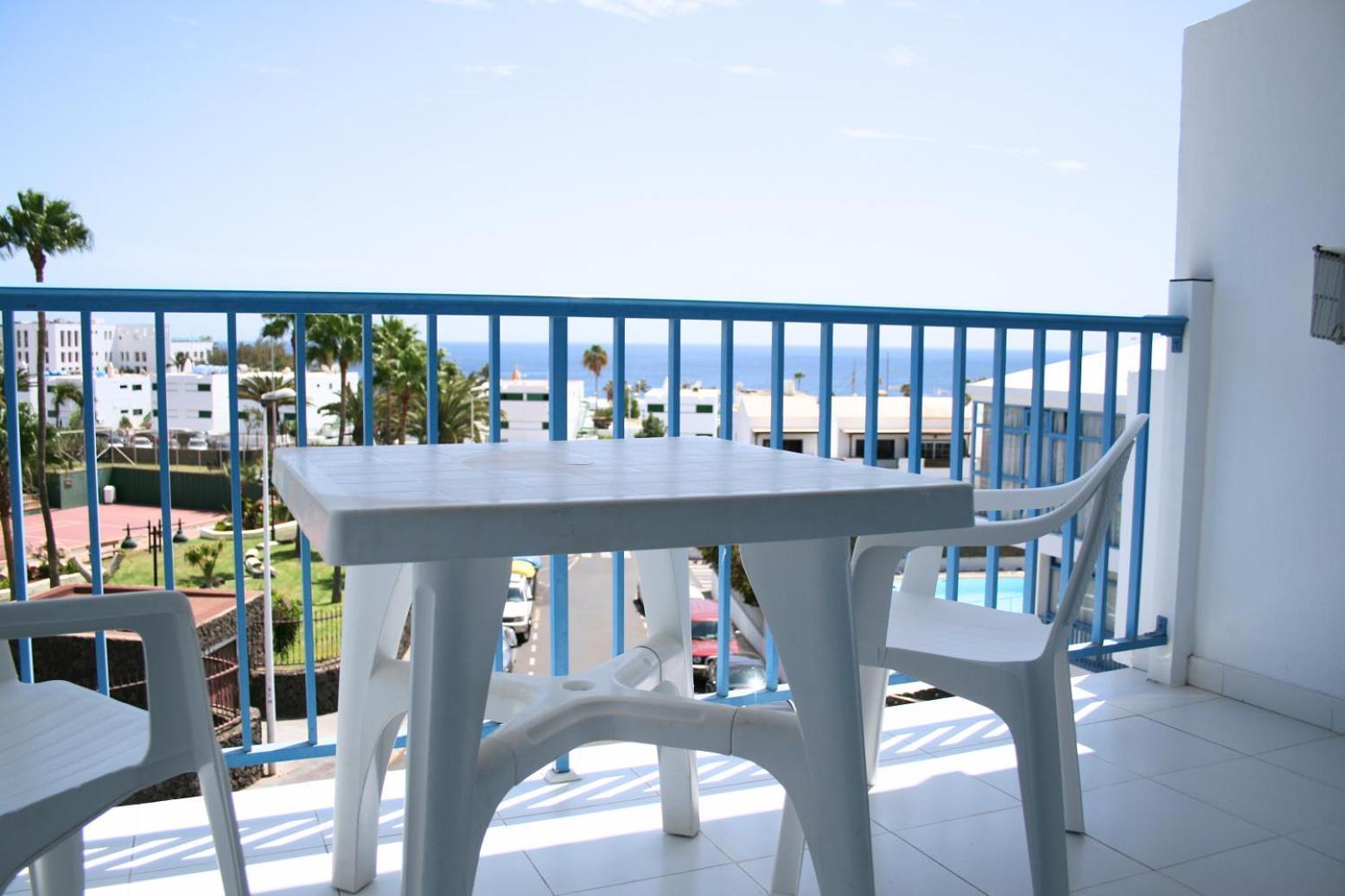 Costa Volcan & Apartment Puerto del Carmen (Lanzarote)