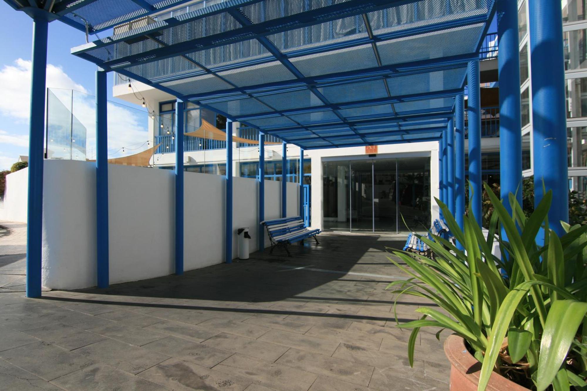 Costa Volcan &