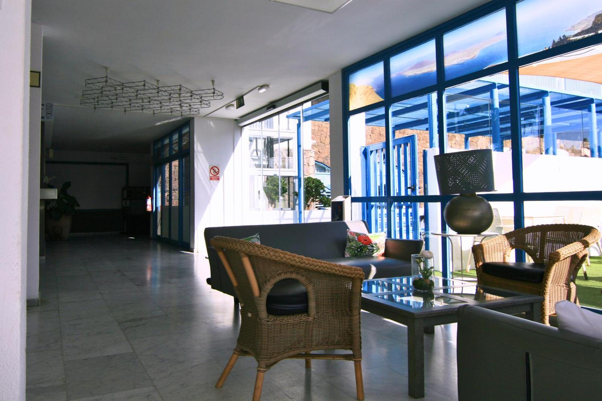 Costa Volcan & Apartment