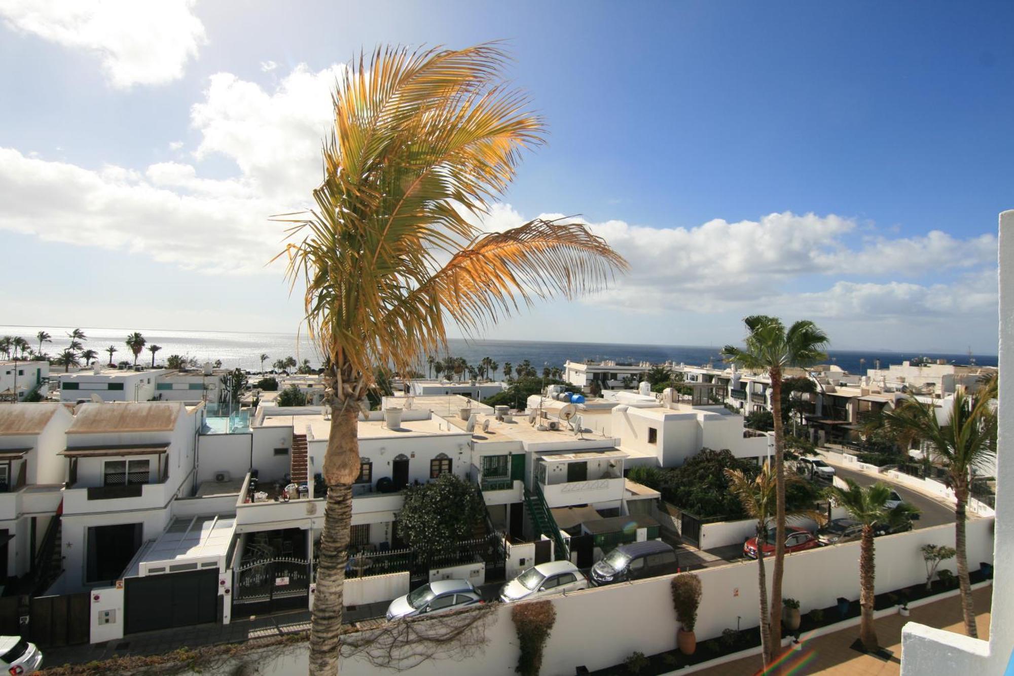 Costa Volcan & Apartment
