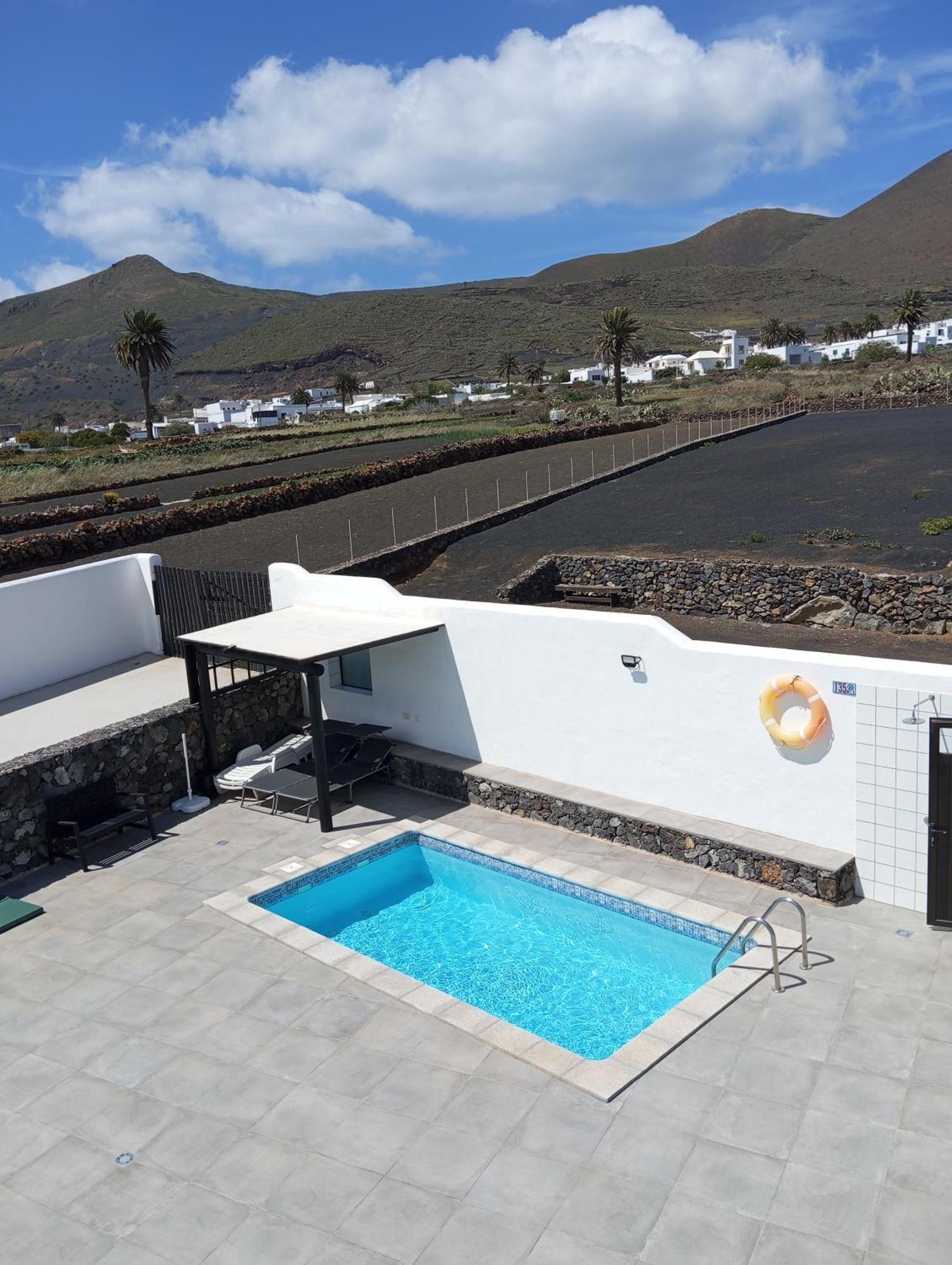 Finca La Tabaiba Holiday home Maguez