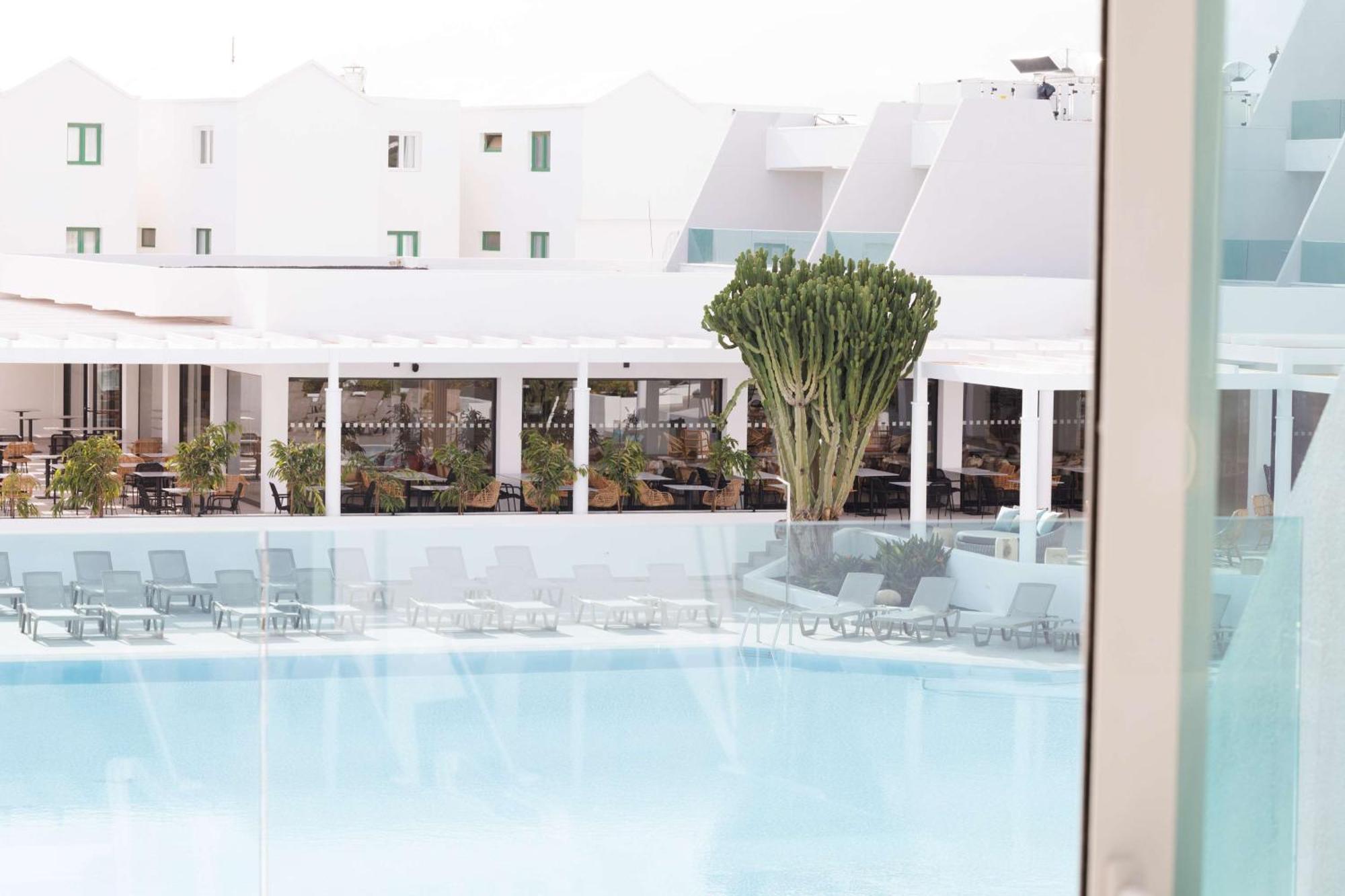 Radisson Blu Resort, Lanzarote Adults Only 4* Costa Teguise