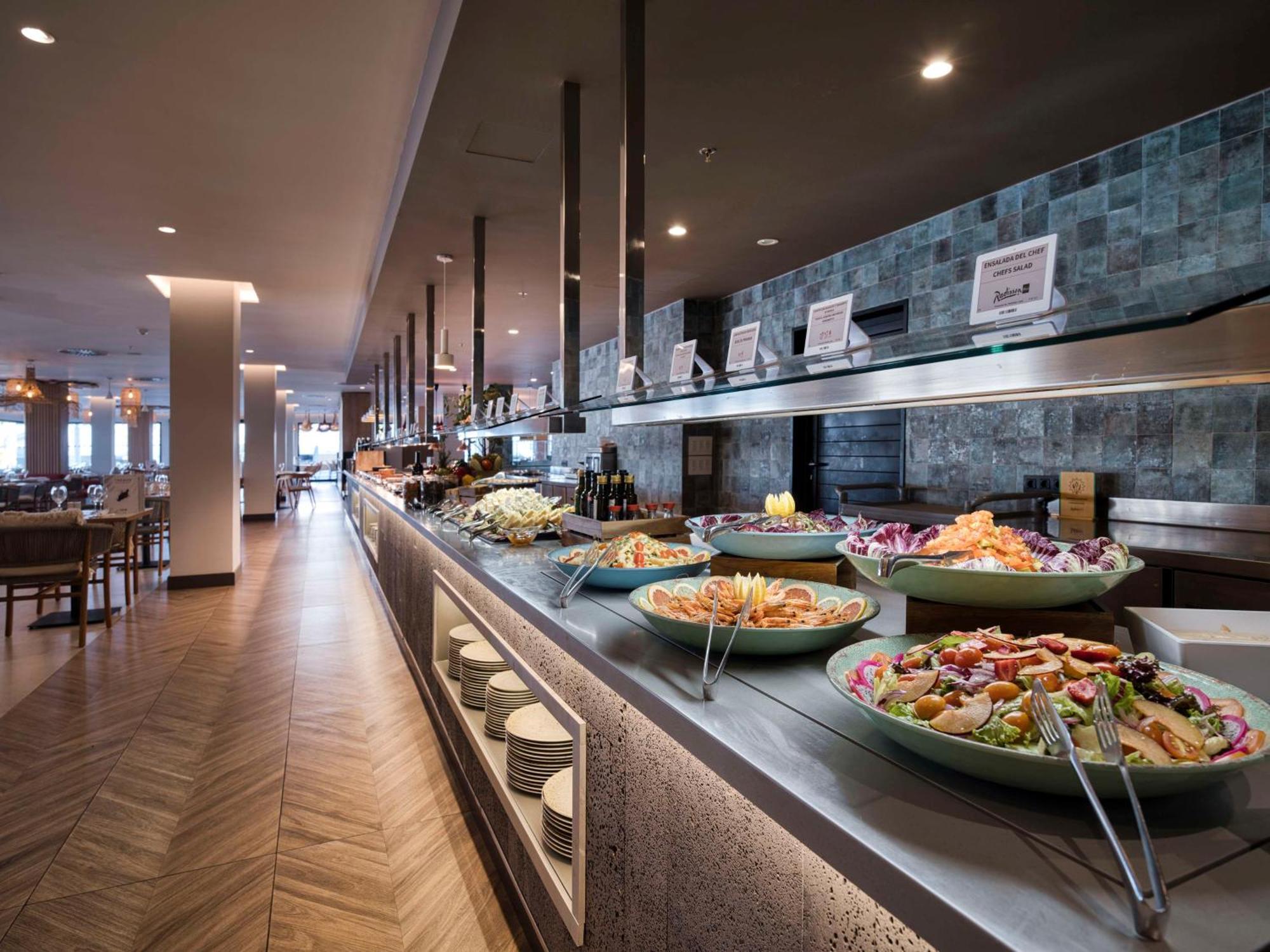Radisson Blu Resort, Lanzarote Adults Only Hotel 4*