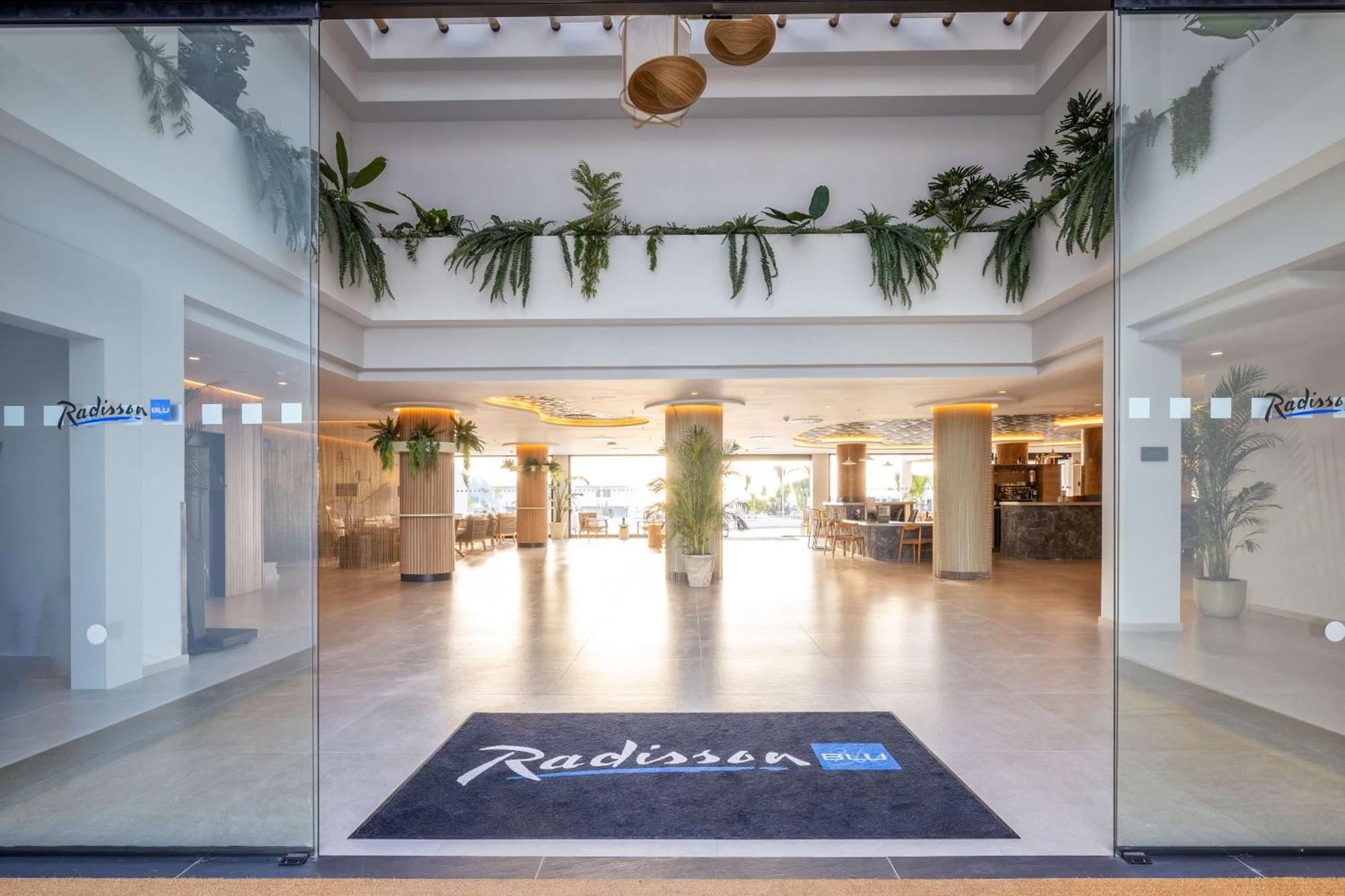 Radisson Blu Resort, Lanzarote Adults Only Hotel 4*