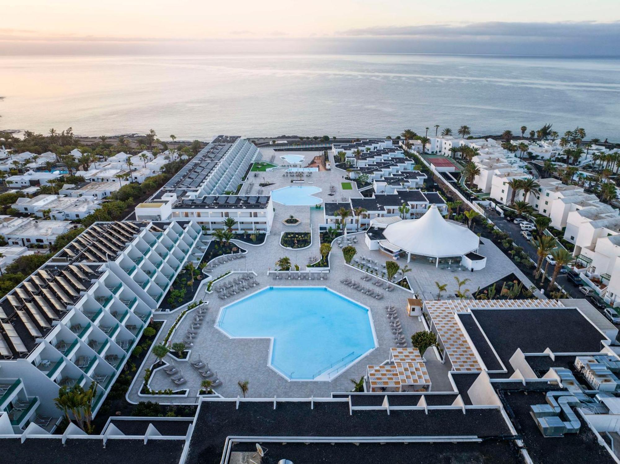 Radisson Blu Resort, Lanzarote Adults Only Hotel