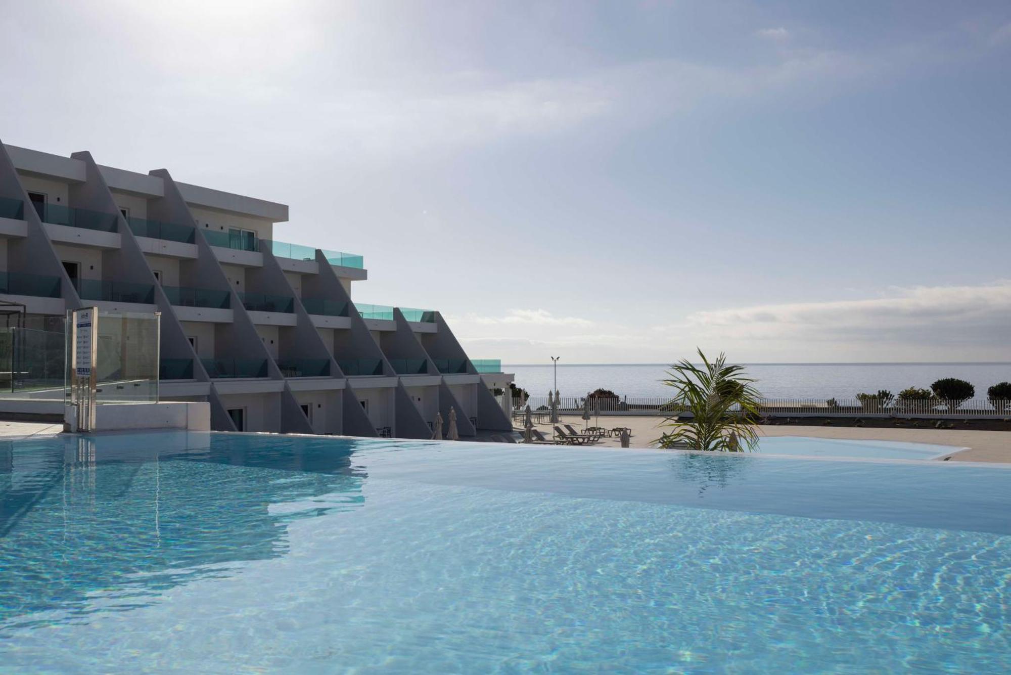 Radisson Blu Resort, Lanzarote Adults Only Hotel Costa Teguise