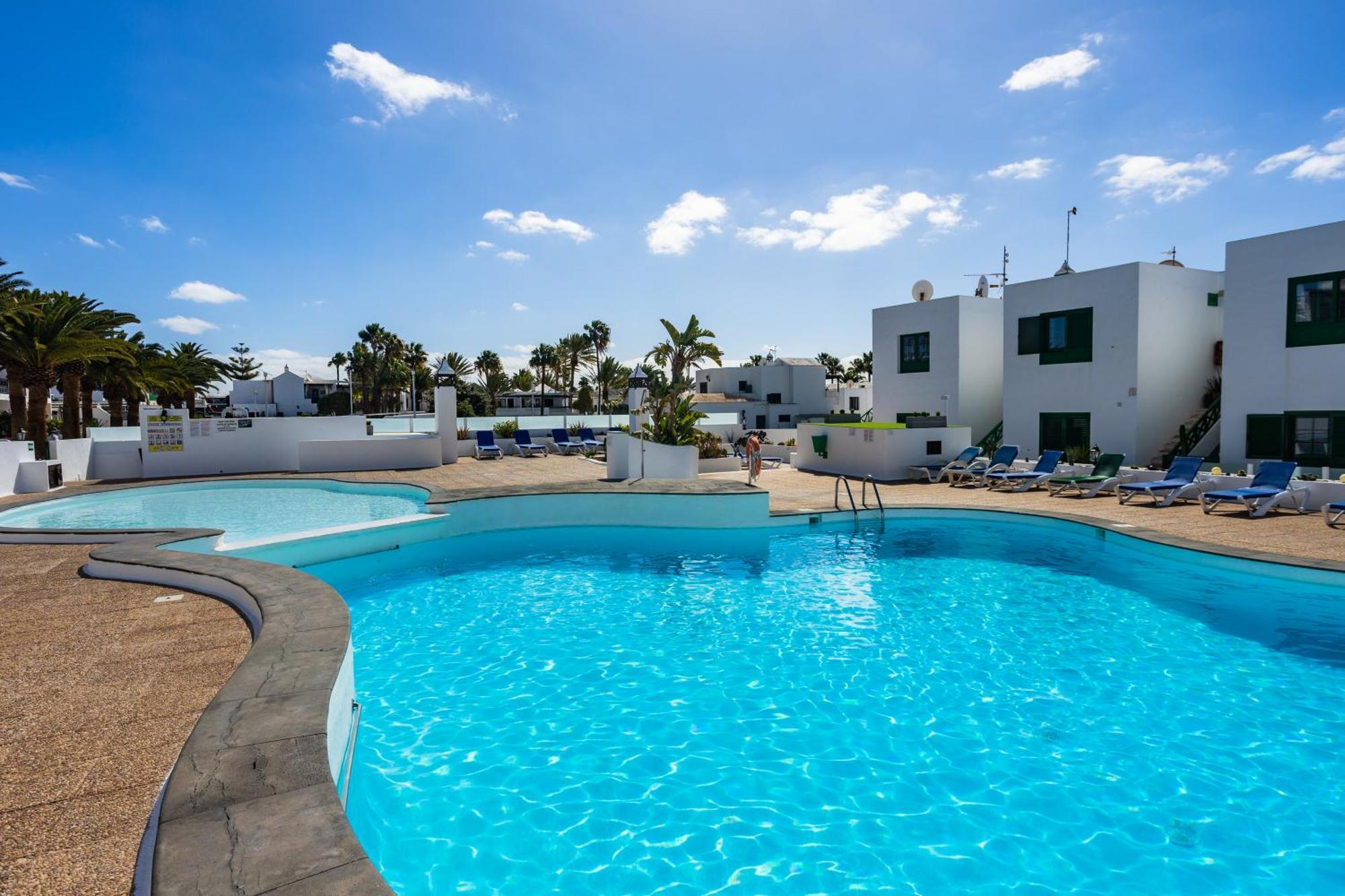Dama Apartment