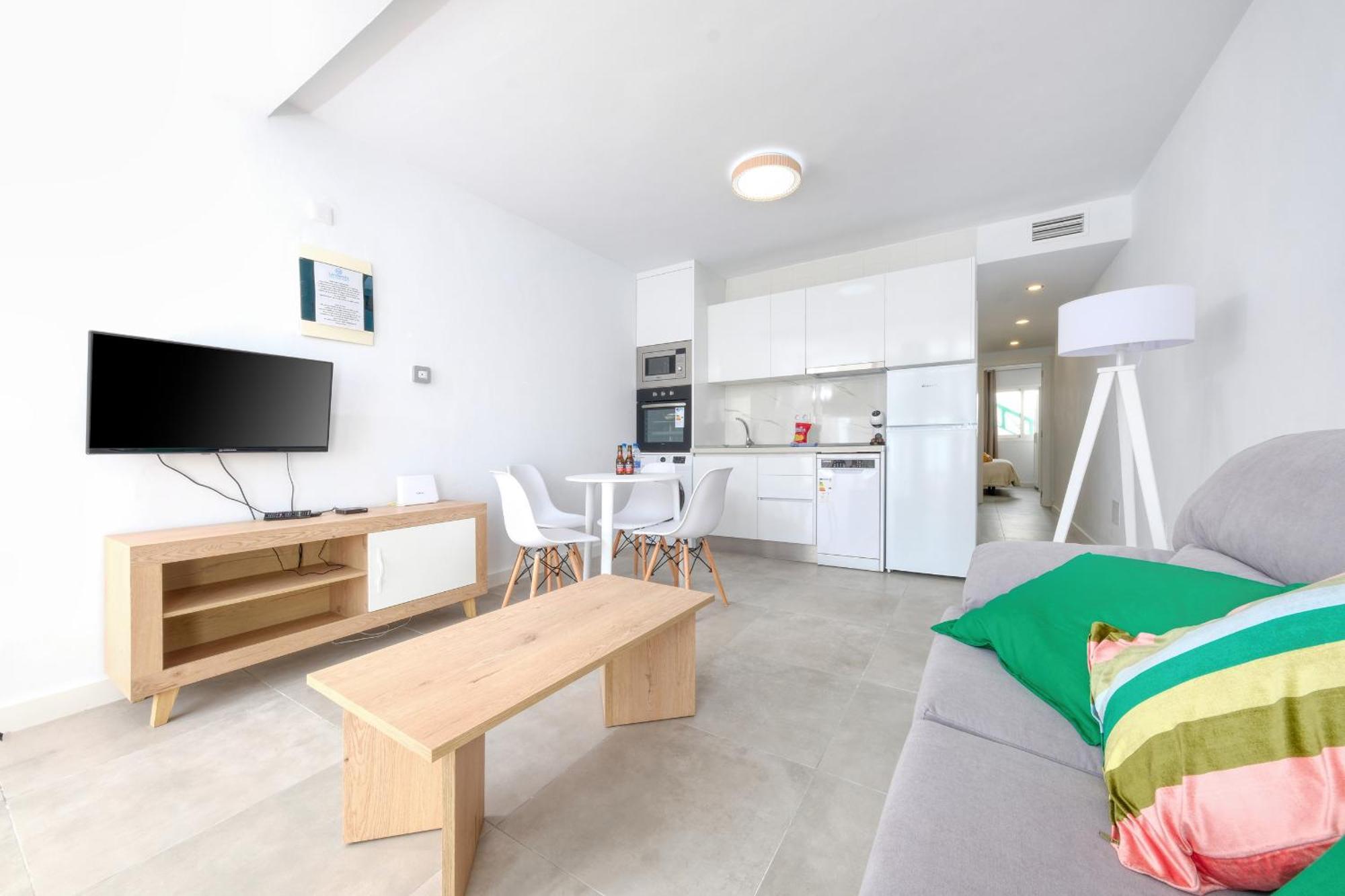 Apartamento Puerto Perla 3 *