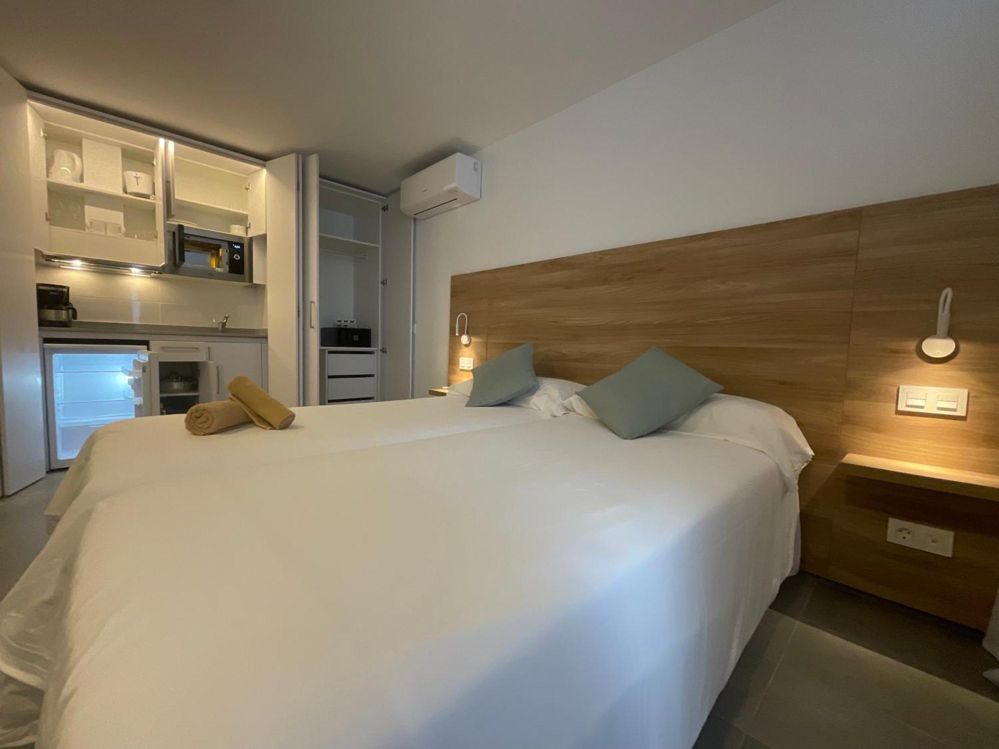 Kikere Hotel 3*