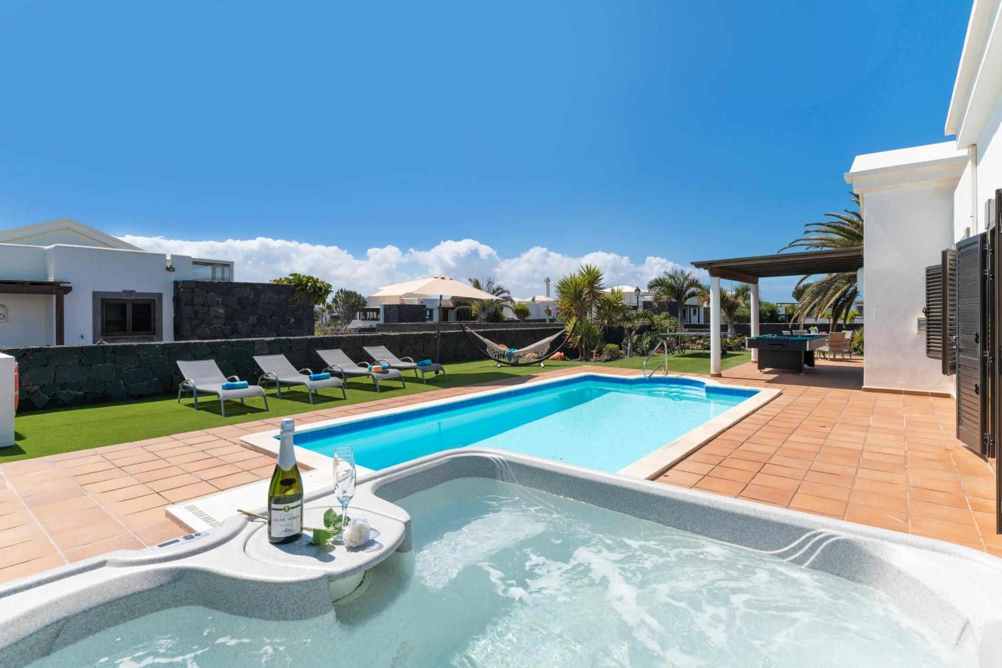 Villa Ambar Cherry *