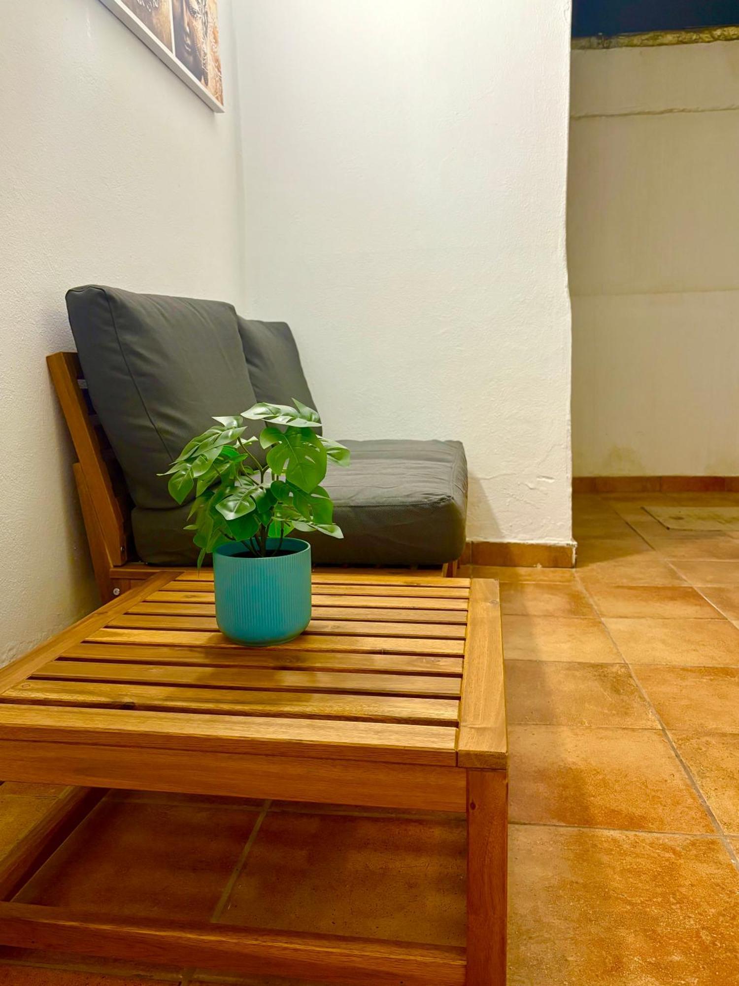 Red Apartment Playa Honda (Lanzarote)