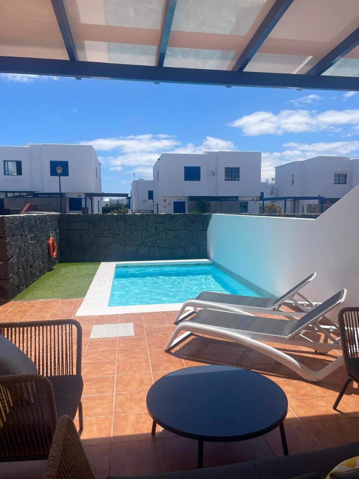 Optimist Rubicon Piscina Climatizable, Frente Al Mar Villa