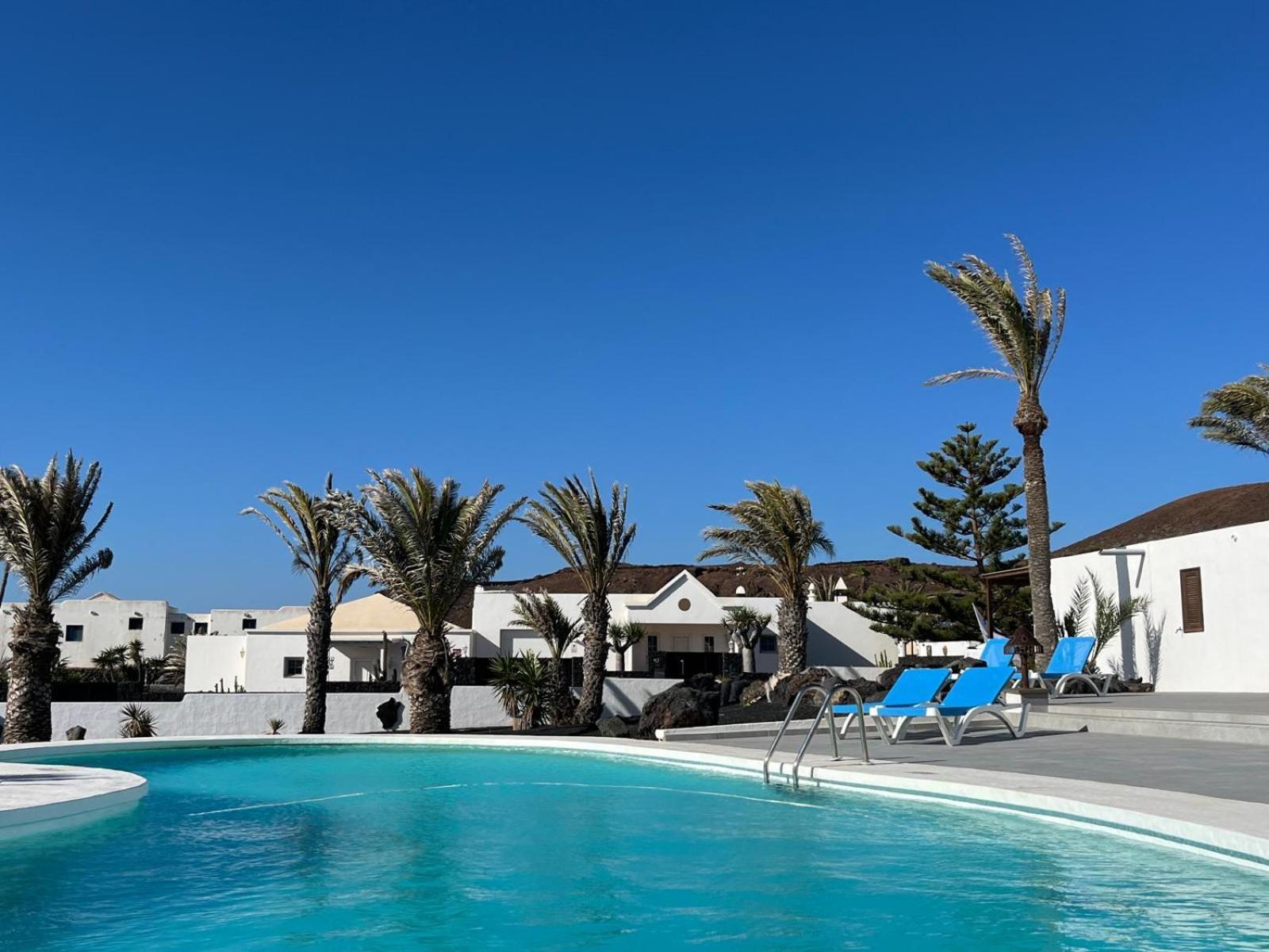 Apartamento Blanca Nudist Place