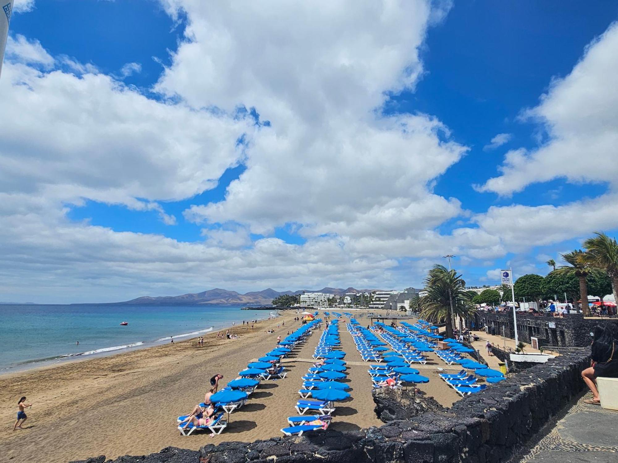 Lanzarote Harbour View Apartamento *