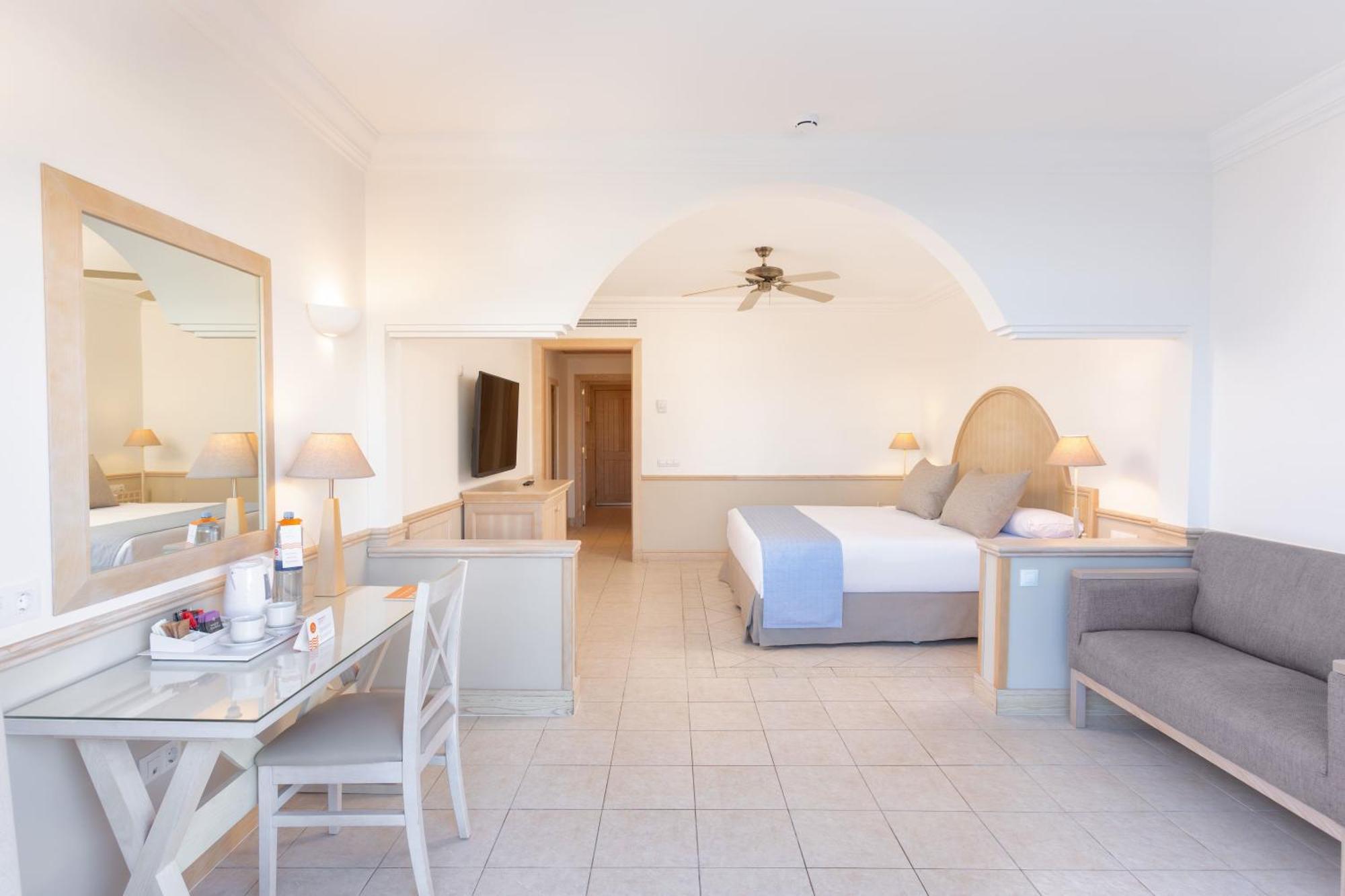 Gran Castillo Tagoro Family&fun Playa Blanca (Lanzarote)