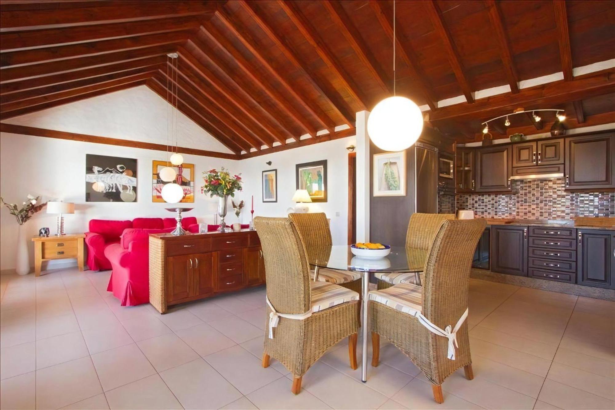 Brilliant Puerto Del Carmen Dos Piedras 4 Bedrooms Private Pool Rustic Styled Interior Villa *