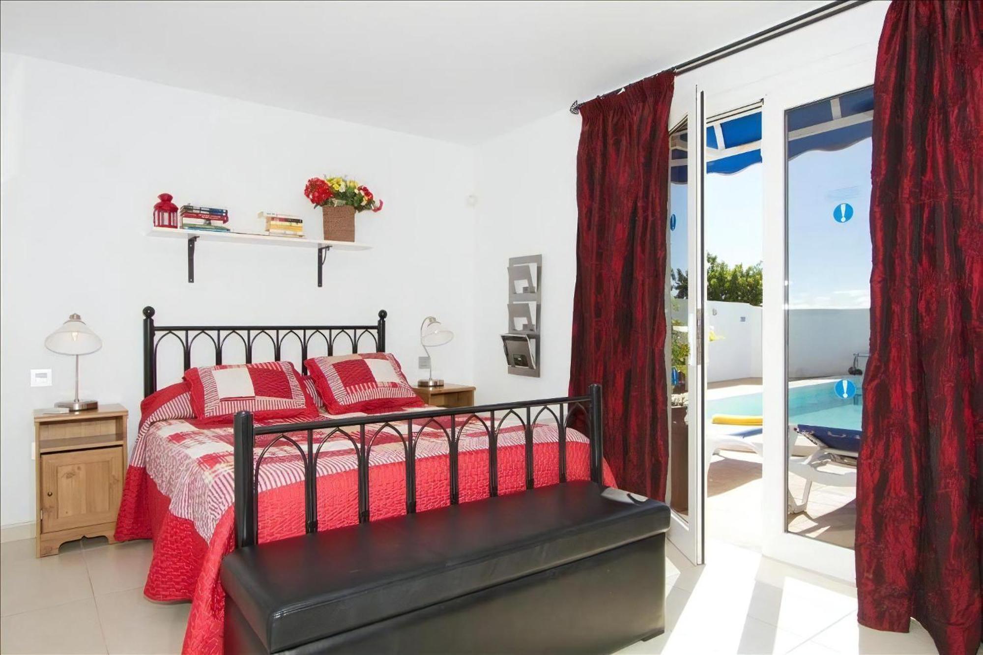 Brilliant Puerto Del Carmen Dos Piedras 4 Bedrooms Private Pool Rustic Styled Interior