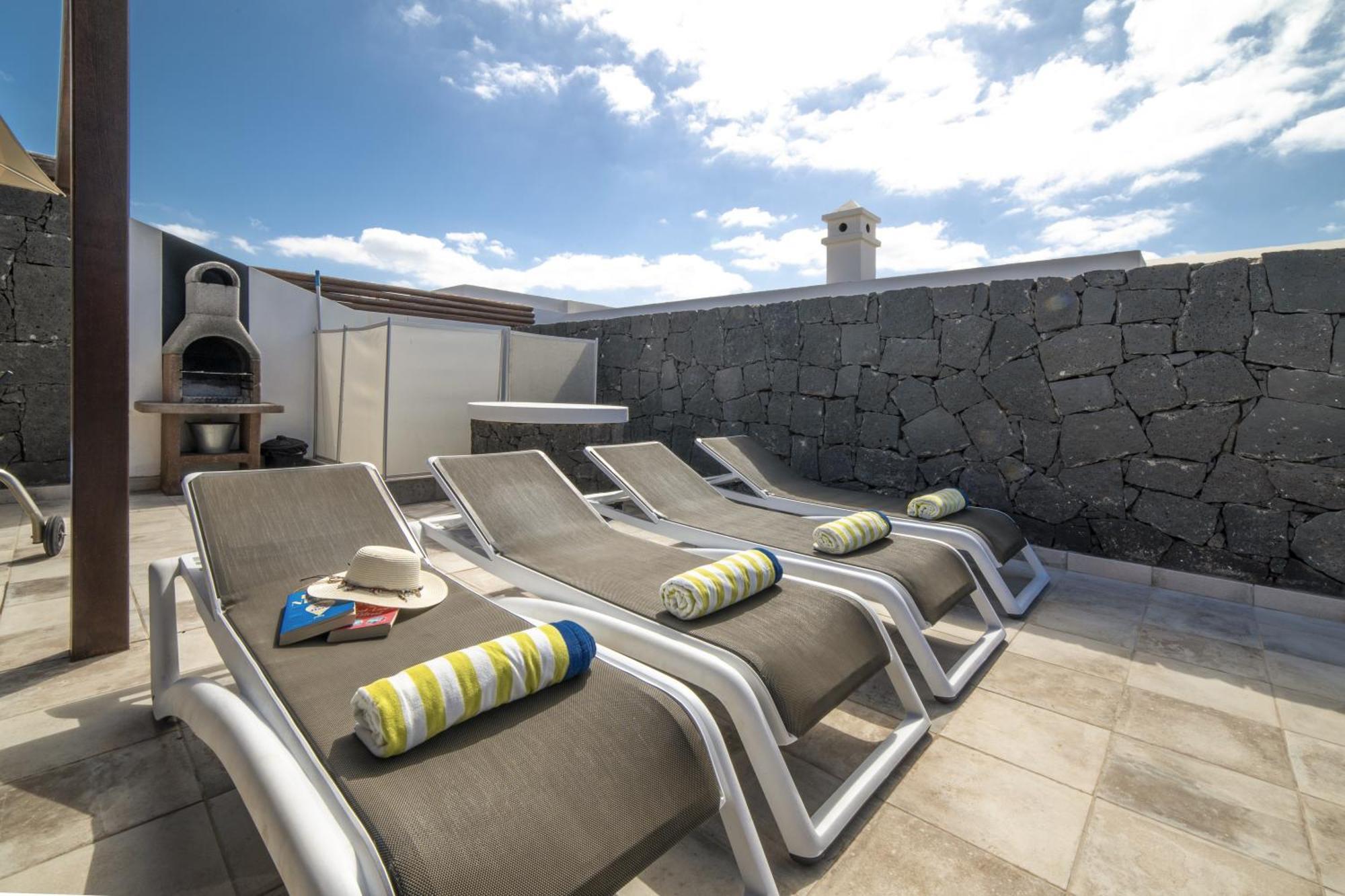 Villa Beautiful Lanzarote 3 Bedrooms Strelitzia South Facing Secluded Private Pool Playa Blanca (Lanzarote)