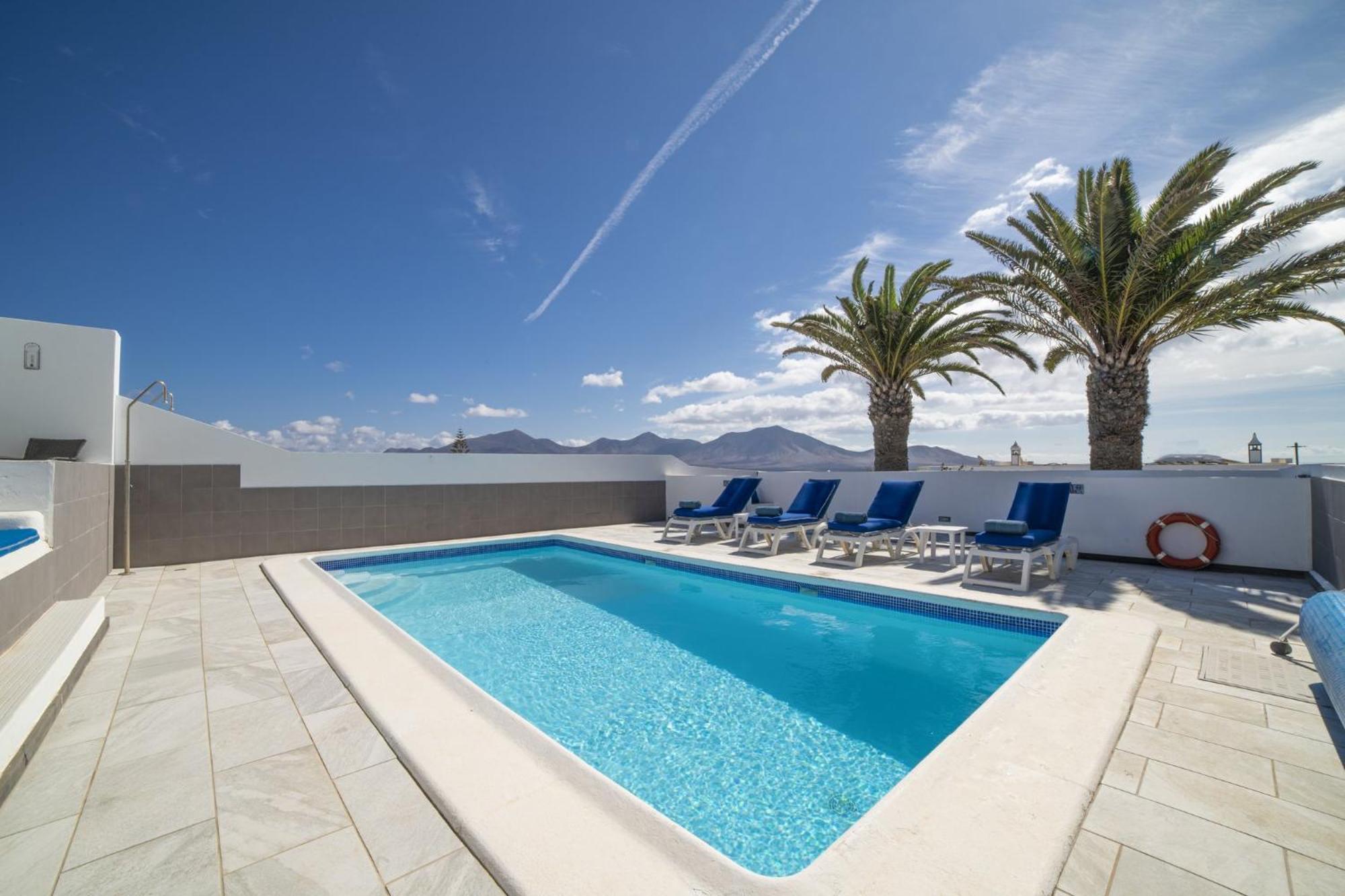 Exquisite Lanzarote Nova Vista 4 Bedrooms Spectacular Sea Views Private Pool Villa Playa Blanca (Lanzarote)