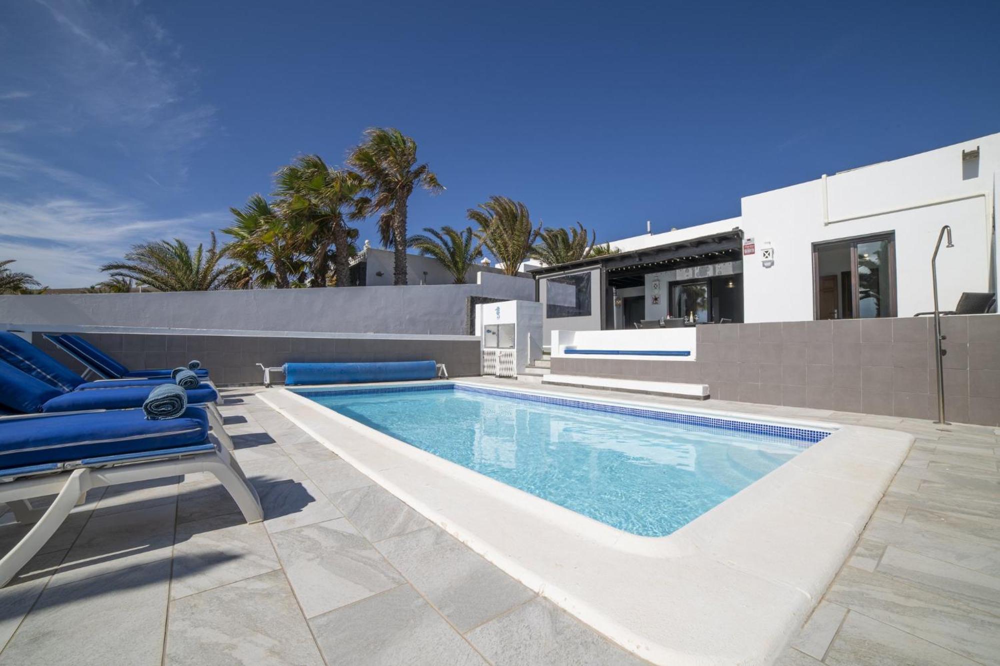 Villa Exquisite Lanzarote Nova Vista 4 Bedrooms Spectacular Sea Views Private Pool