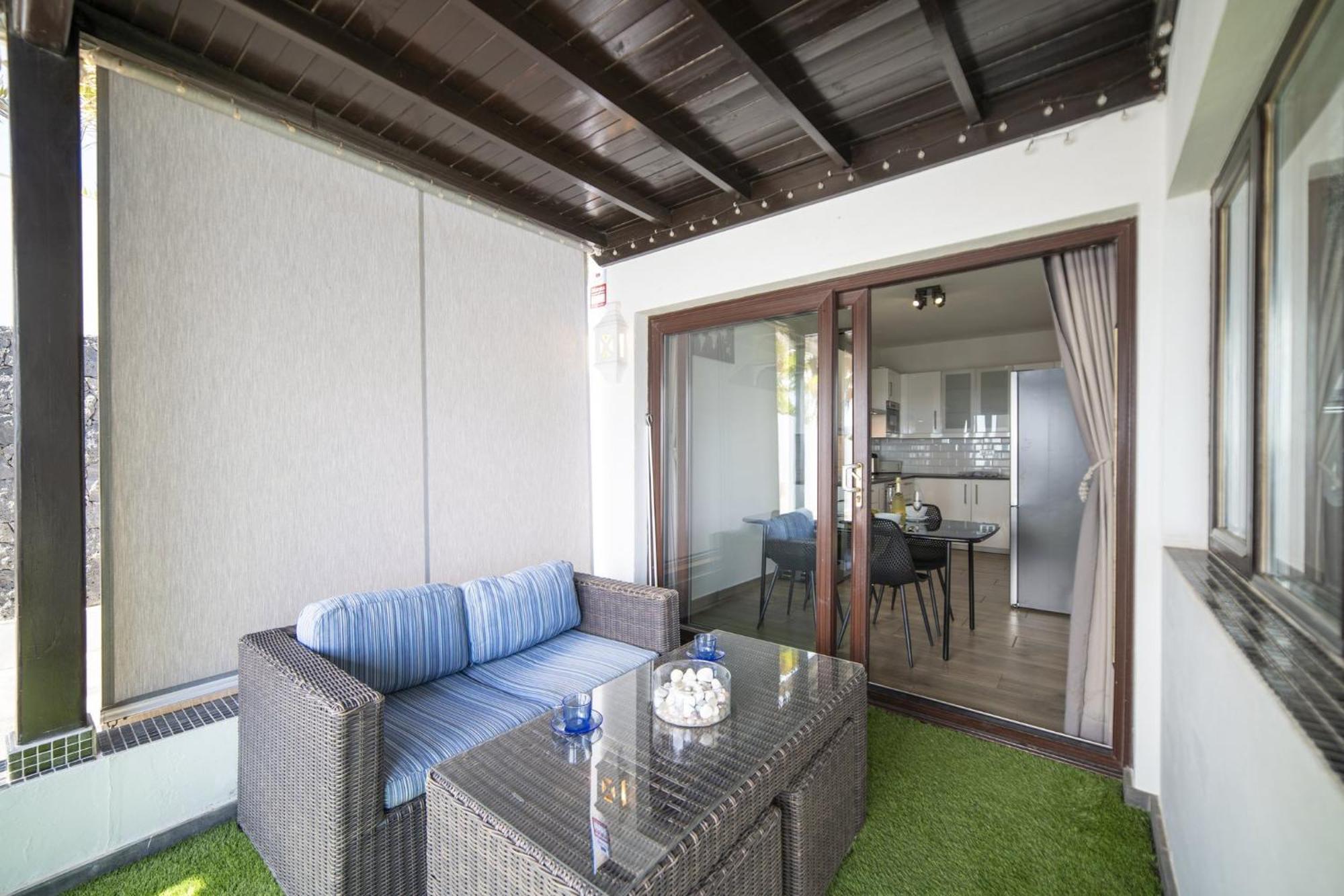 Exquisite Lanzarote Nova Vista 4 Bedrooms Spectacular Sea Views Private Pool Villa Playa Blanca (Lanzarote)