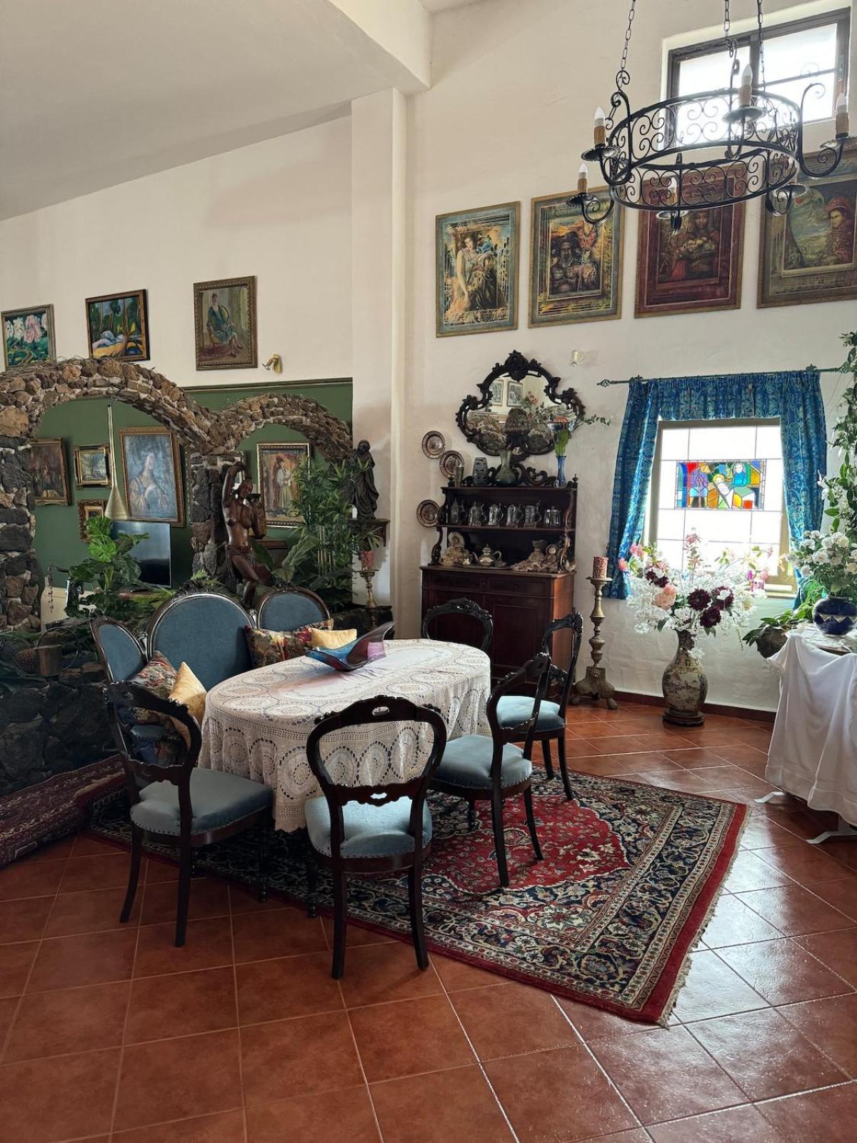 Castillo Antonia Executive With Heated Pool Villa