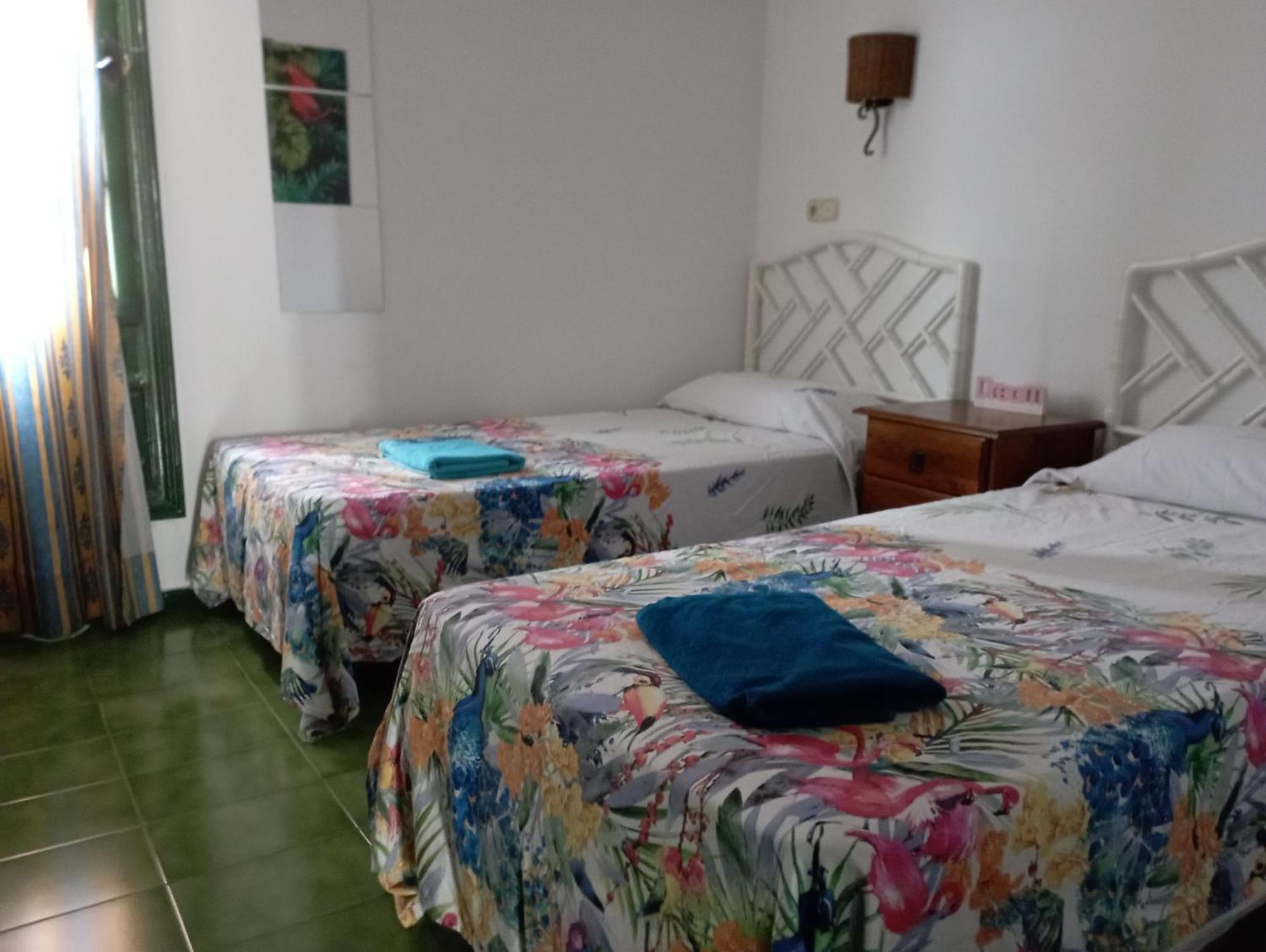 Apartamento Mimosas. Bajo Con Wifi. Piscinas Comunitarias Tías