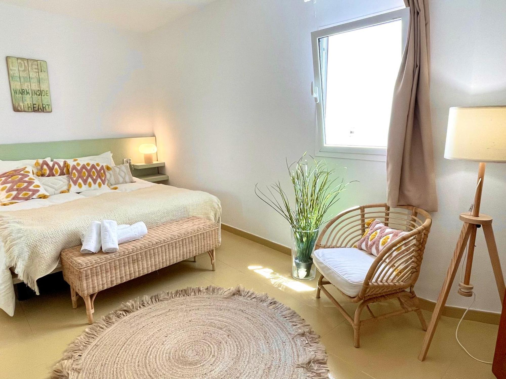 Weybeach4 -sea Frontline,plaza View,little Terrace Apartamento *