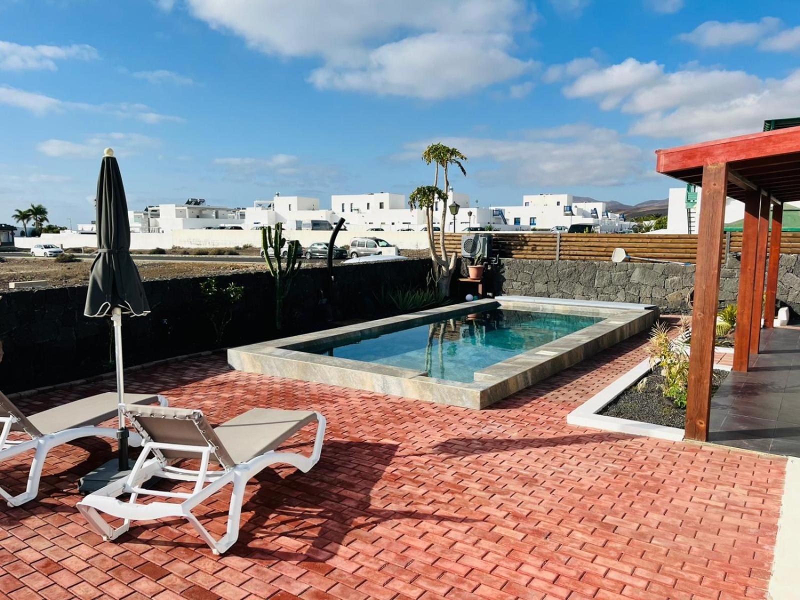 Pol Lanzarote *