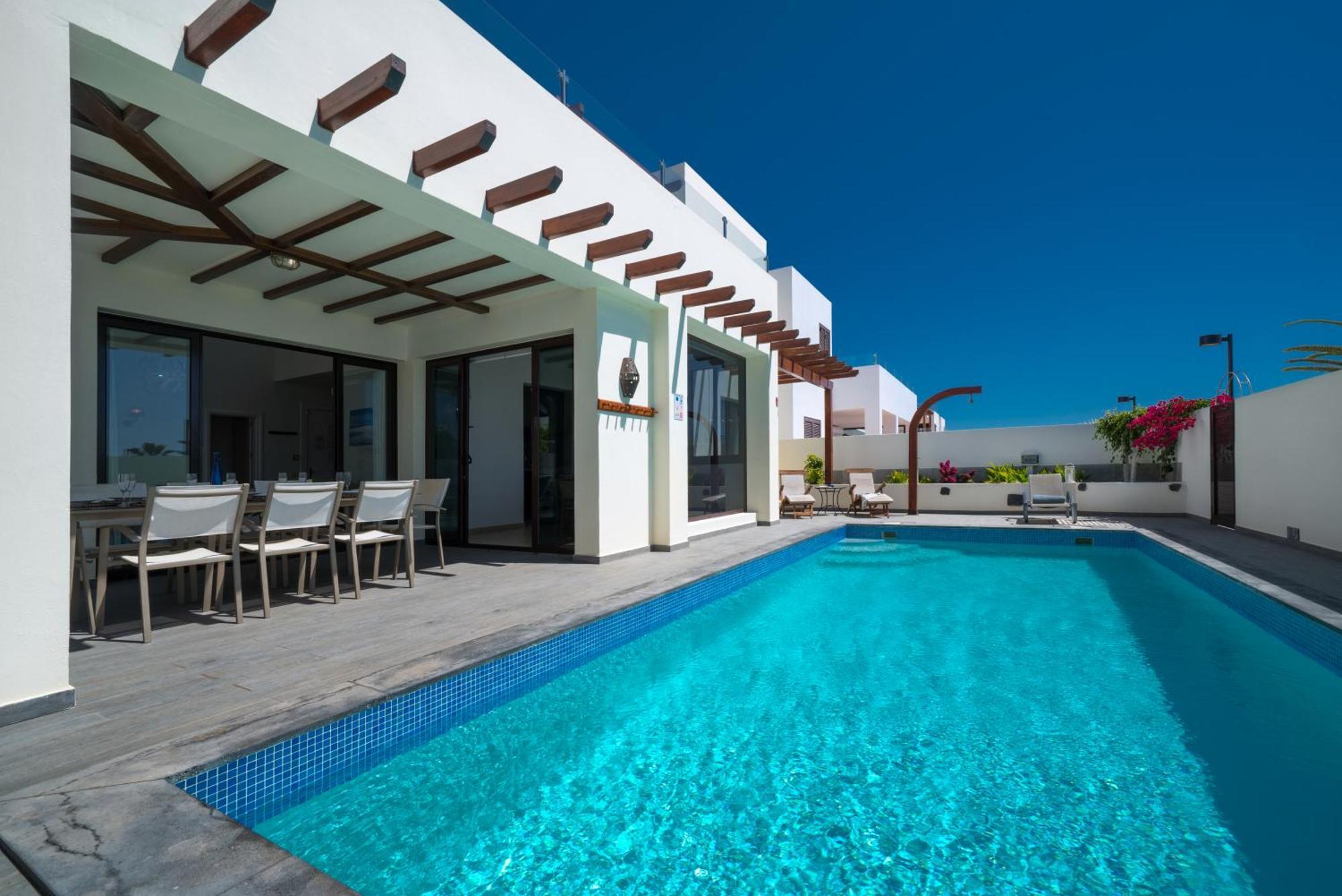 Casa Piscina Villa