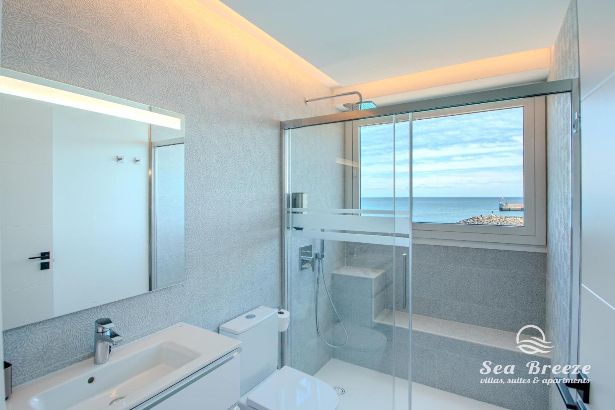 Apartment Sea Breeze *
