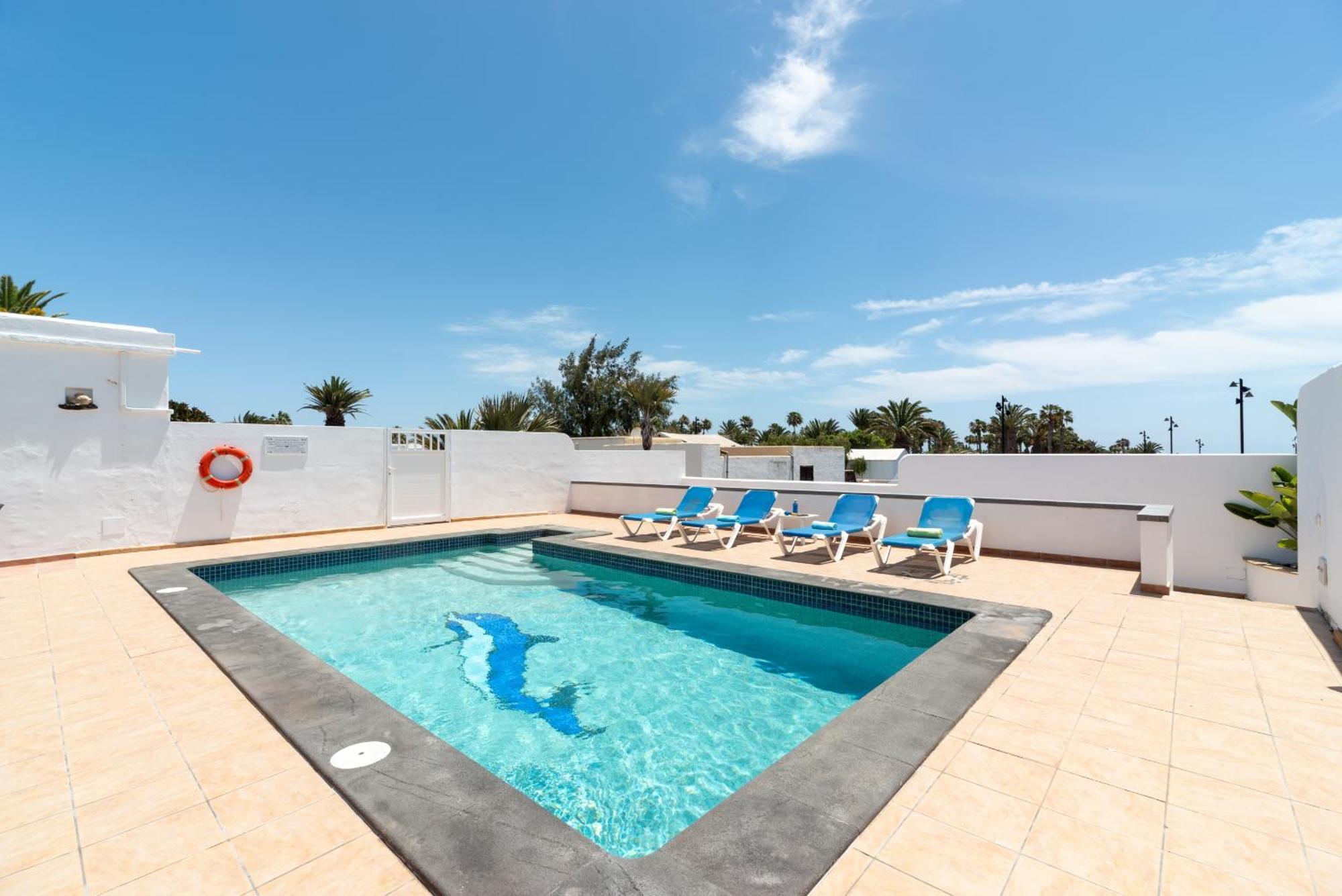 Michelle - Lh114 By Now Ltd Playa Blanca (Lanzarote)