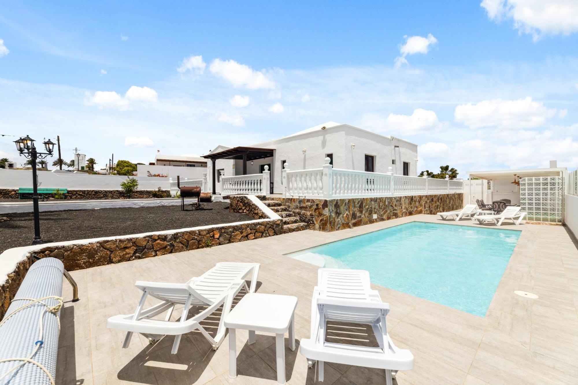 Dona Isidora - Vipvipvillas Villa Teguise (Lanzarote)