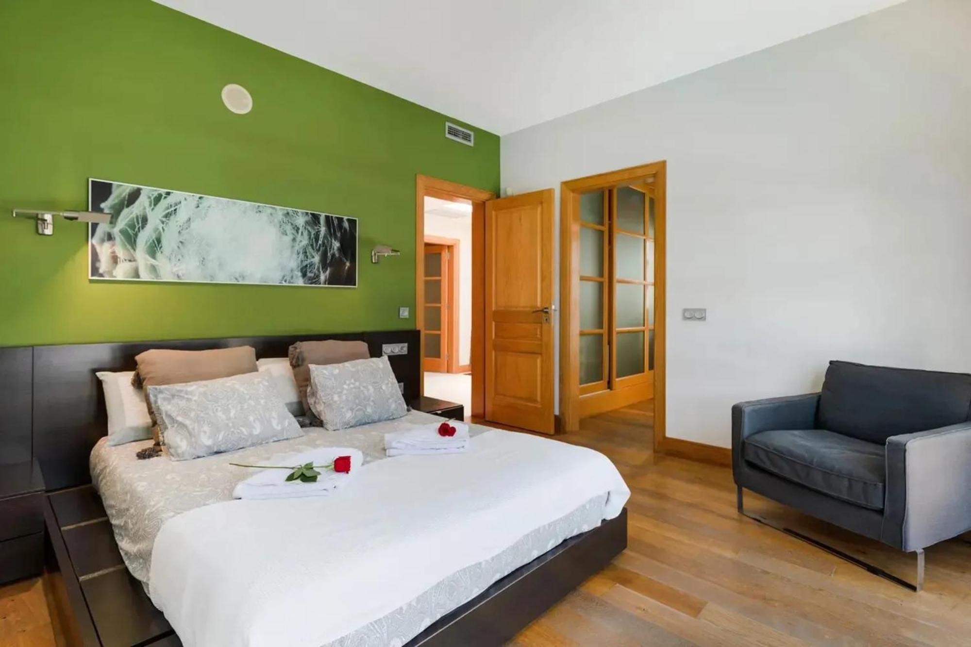 Villa Charming In With Private Pool