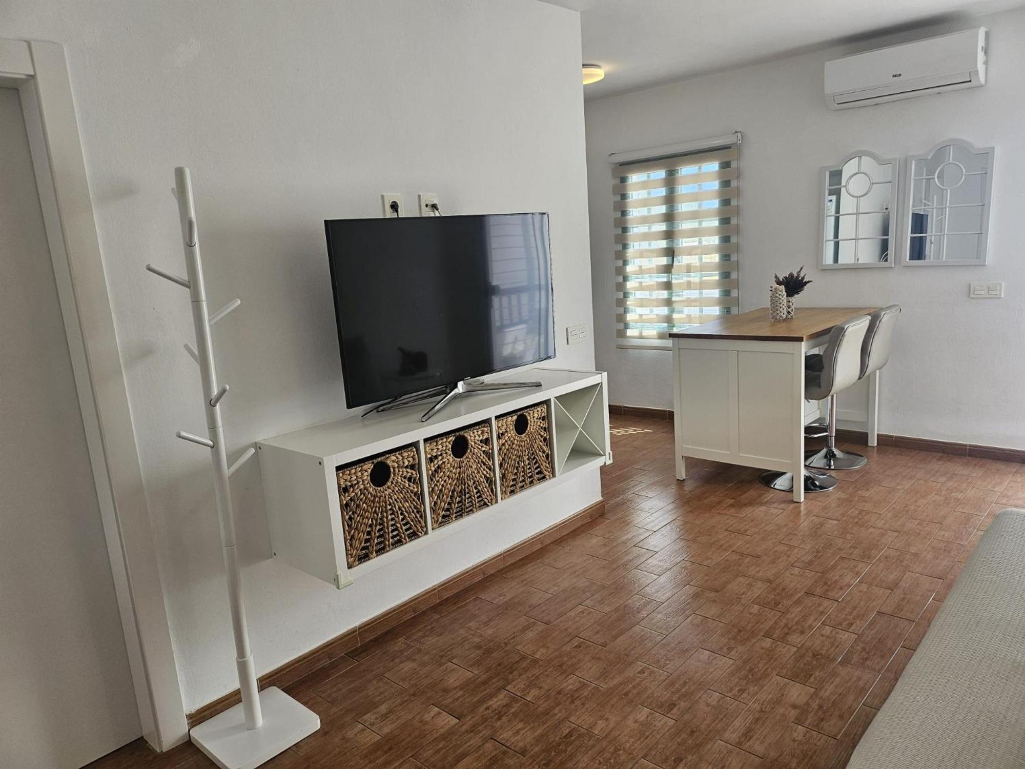 Ideal 3 * Playa Honda (Lanzarote)