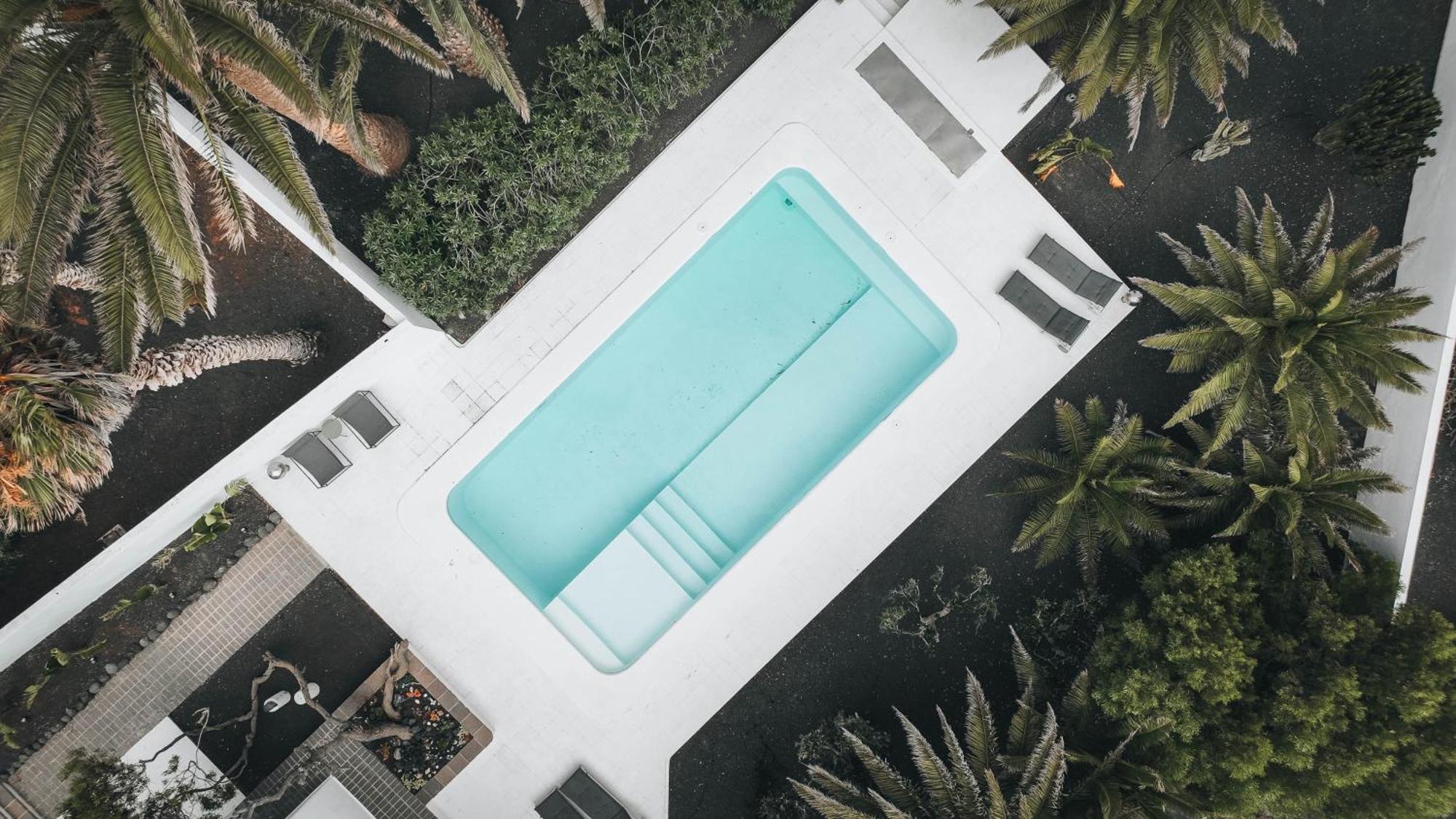 Villa Amonita - Heated Pool, Luxurious Space *