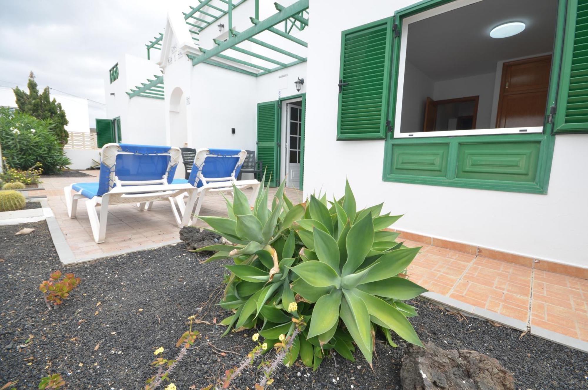 Marysol 1 With Terrace Close To The Sea *