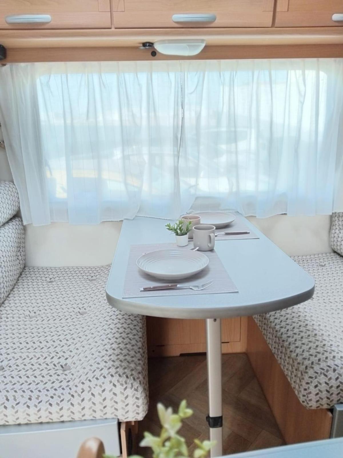 Mi Pequeno Lujo Autocaravana Camping San Bartolomé