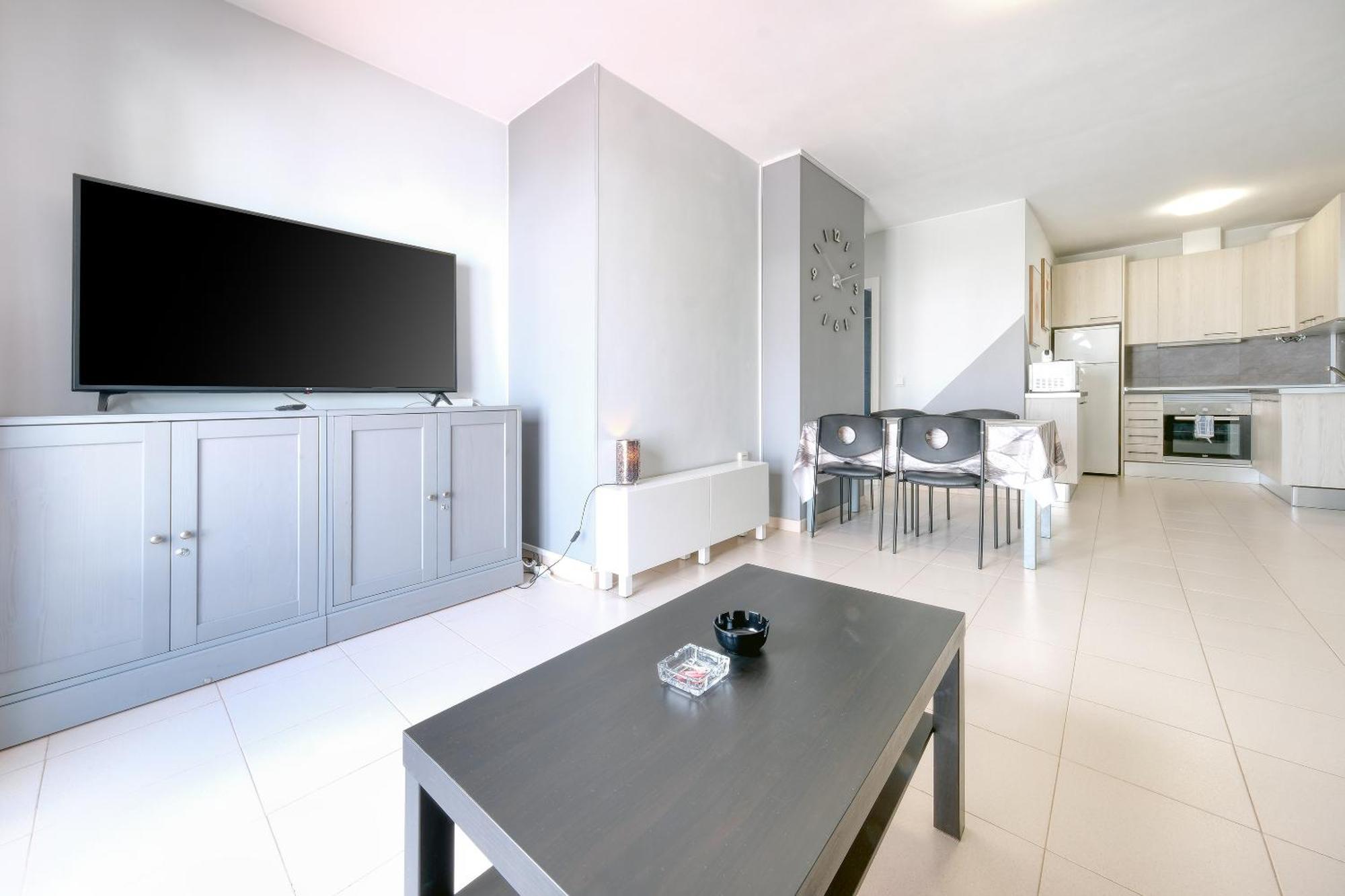 La Dulce Vida Apartment *