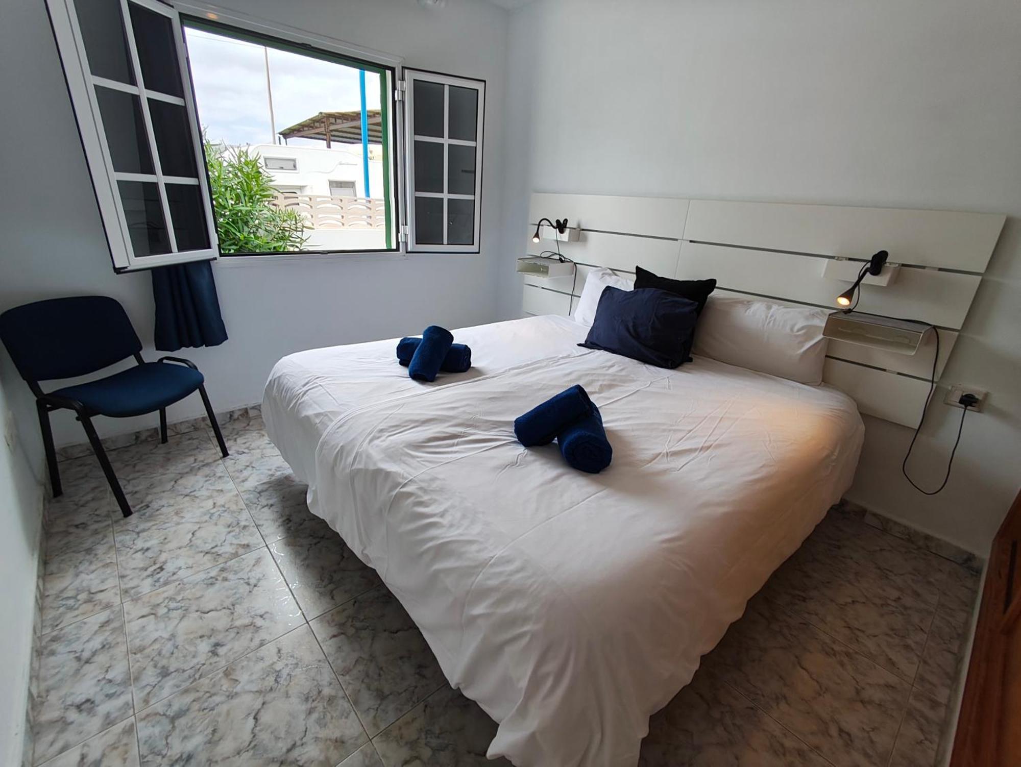 Marysol 1 With Terrace Close To The Sea