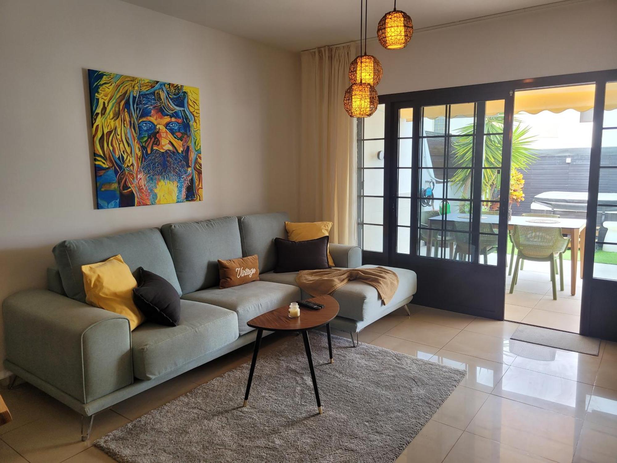 With Heated Pool & Jacuzzi Villa Playa Blanca (Lanzarote)