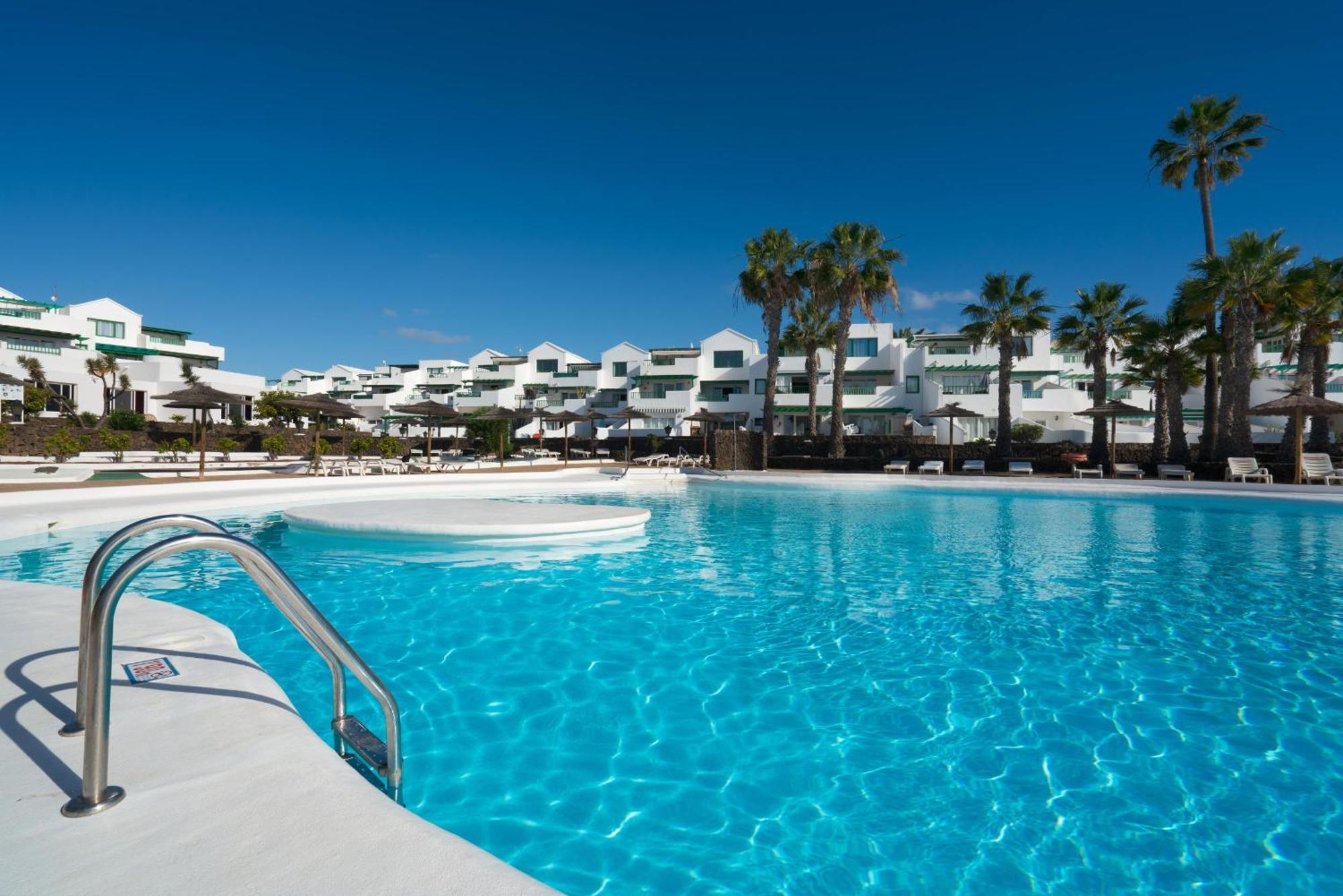 El Balcon Del Mar-shared Pool, Tennis Court And Sea View *