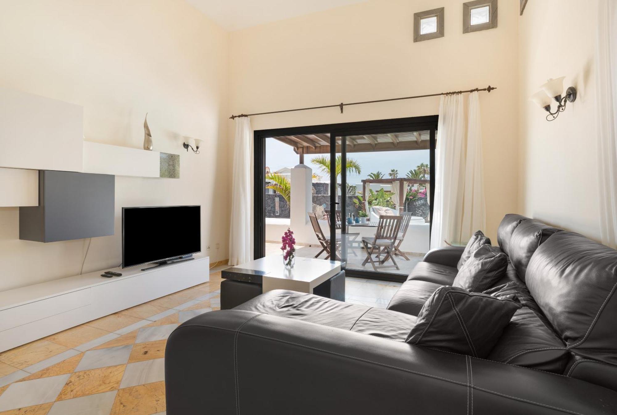 Faro Park With Private Pool Villa Playa Blanca (Lanzarote)