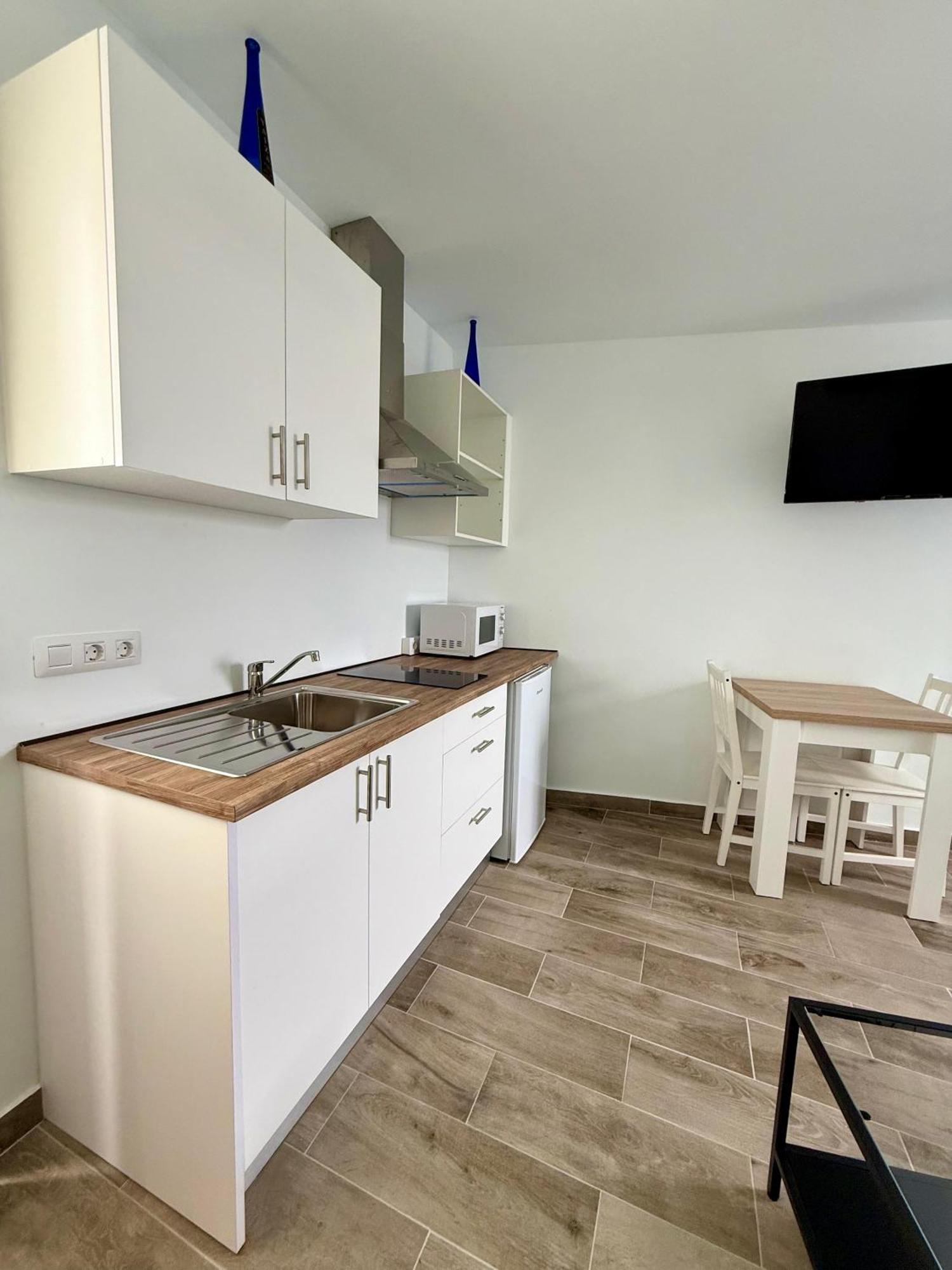 Y Lofts Makana Guest house *