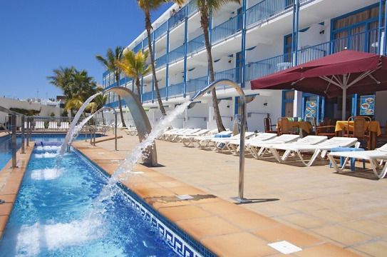 Costa Volcan And Hotel 2*