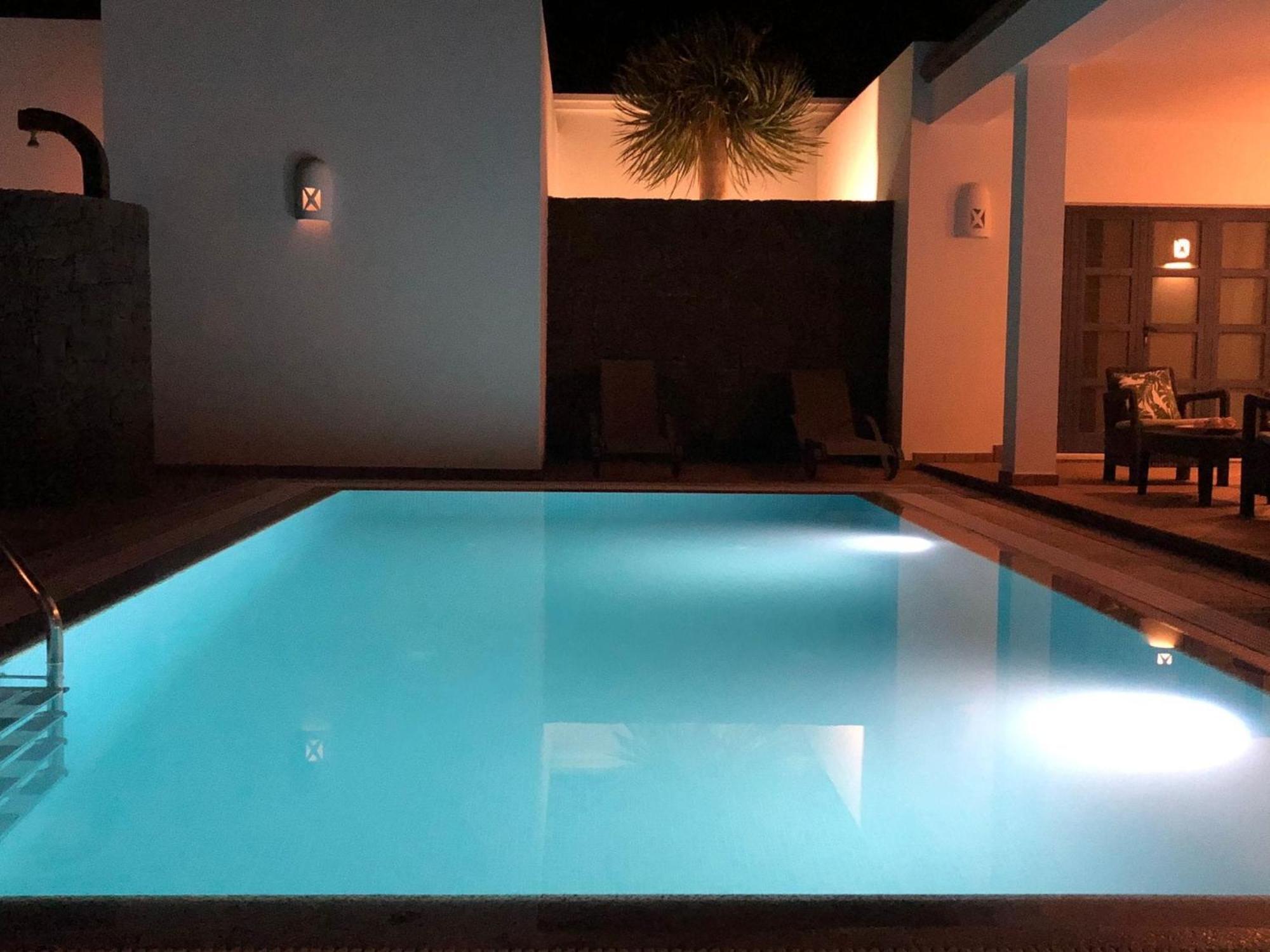 Beautiful In With Pool Holiday home