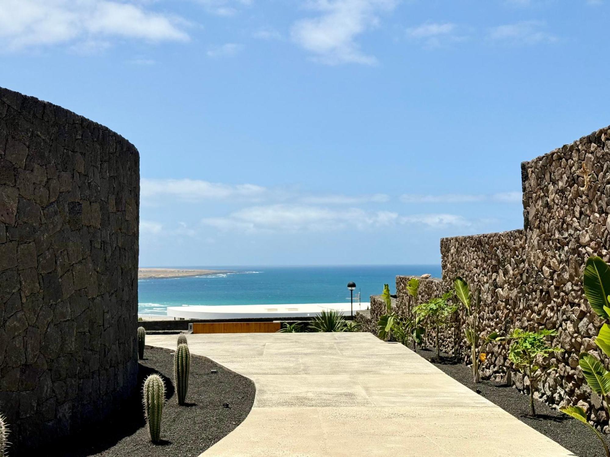 Canaryislandshost I Oliva Villa *