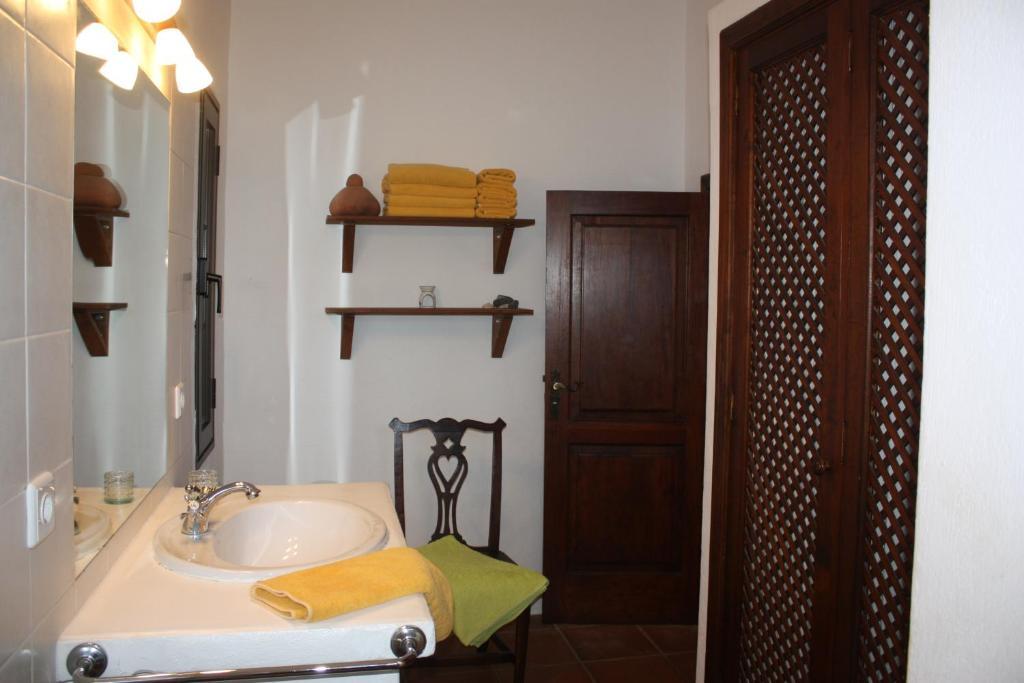 Isabel Country house
